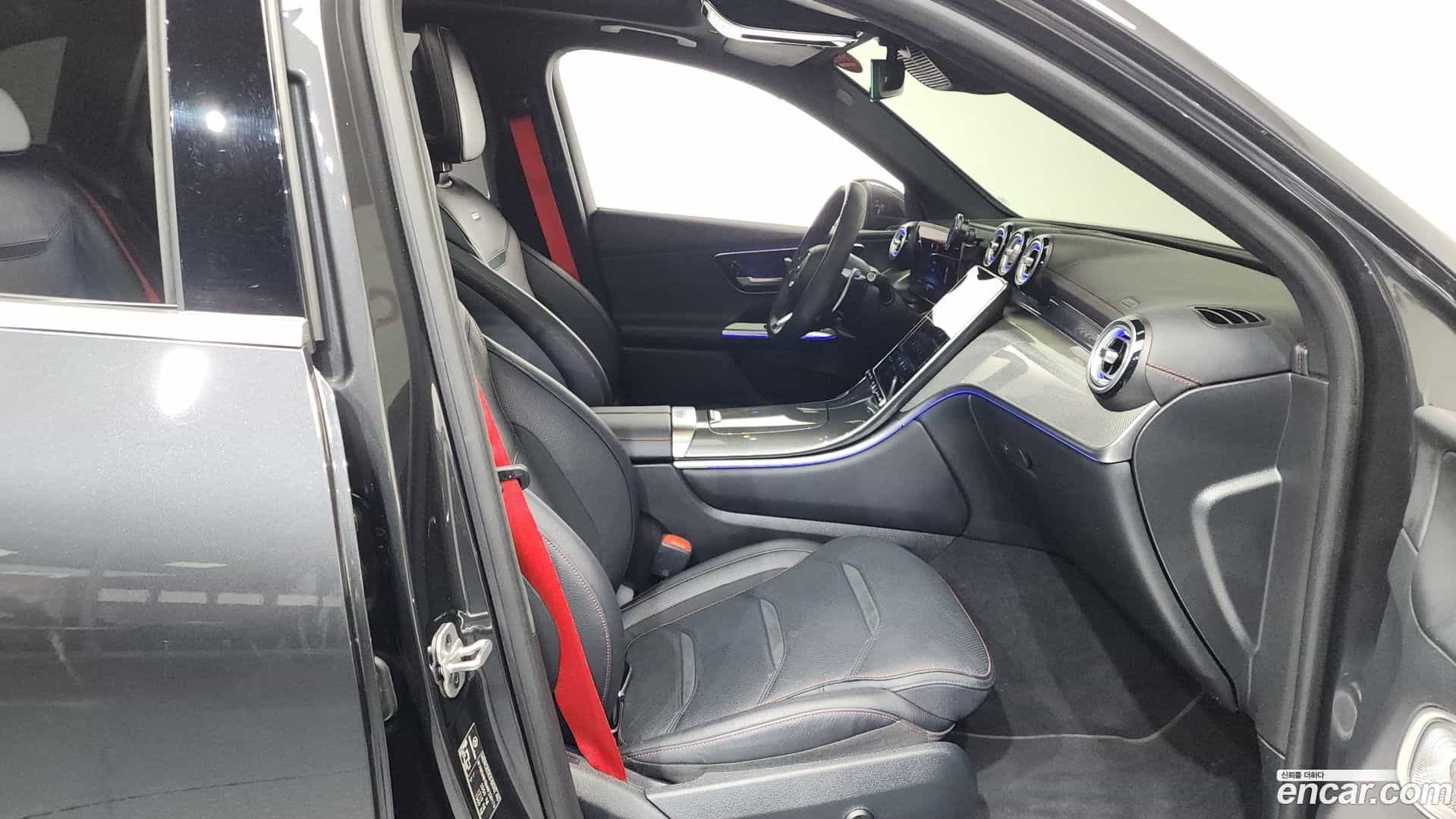 GLC-Class Mercedes-Benz 2024.9-OPTION-015