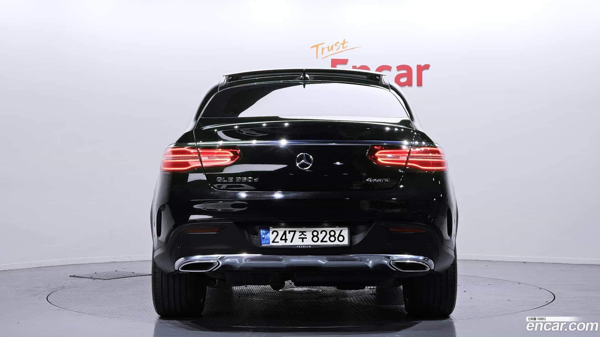 GLE-Class Mercedes-Benz 2017.6-OUTER-004