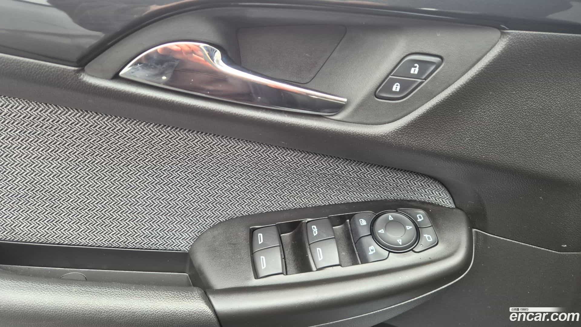 Trailblazer Chevrolet 2023.8-OPTION-022