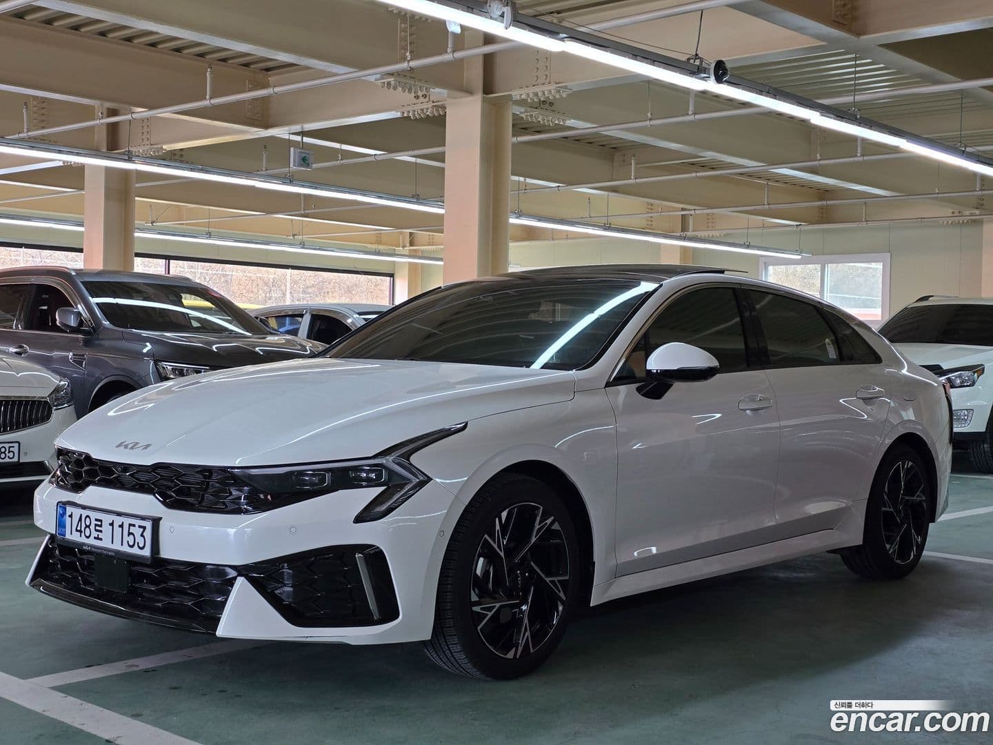 Main__Slider__Photo:K5 Kia 2025.3-0