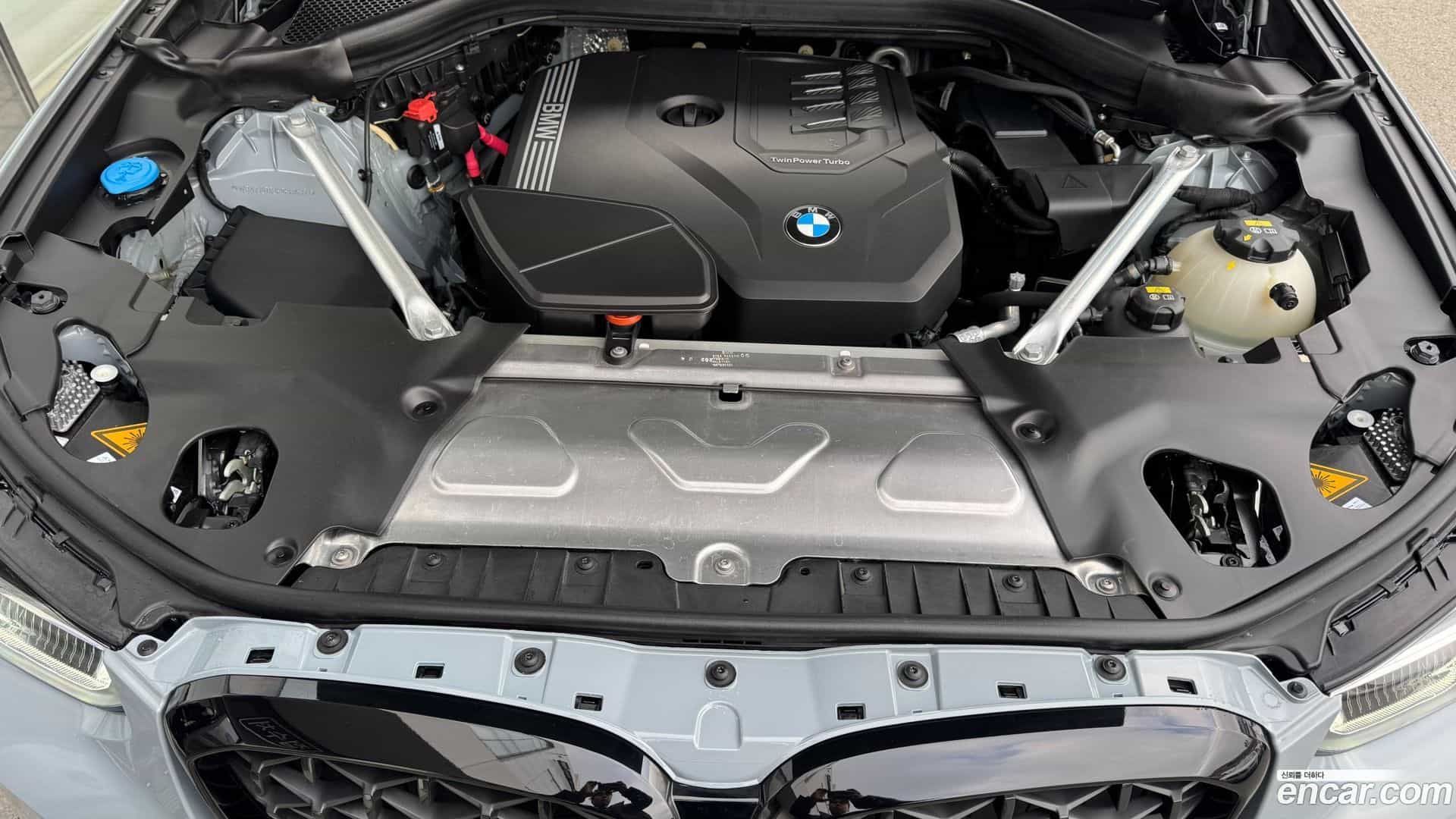 X4 BMW 2023.1-INNER-006