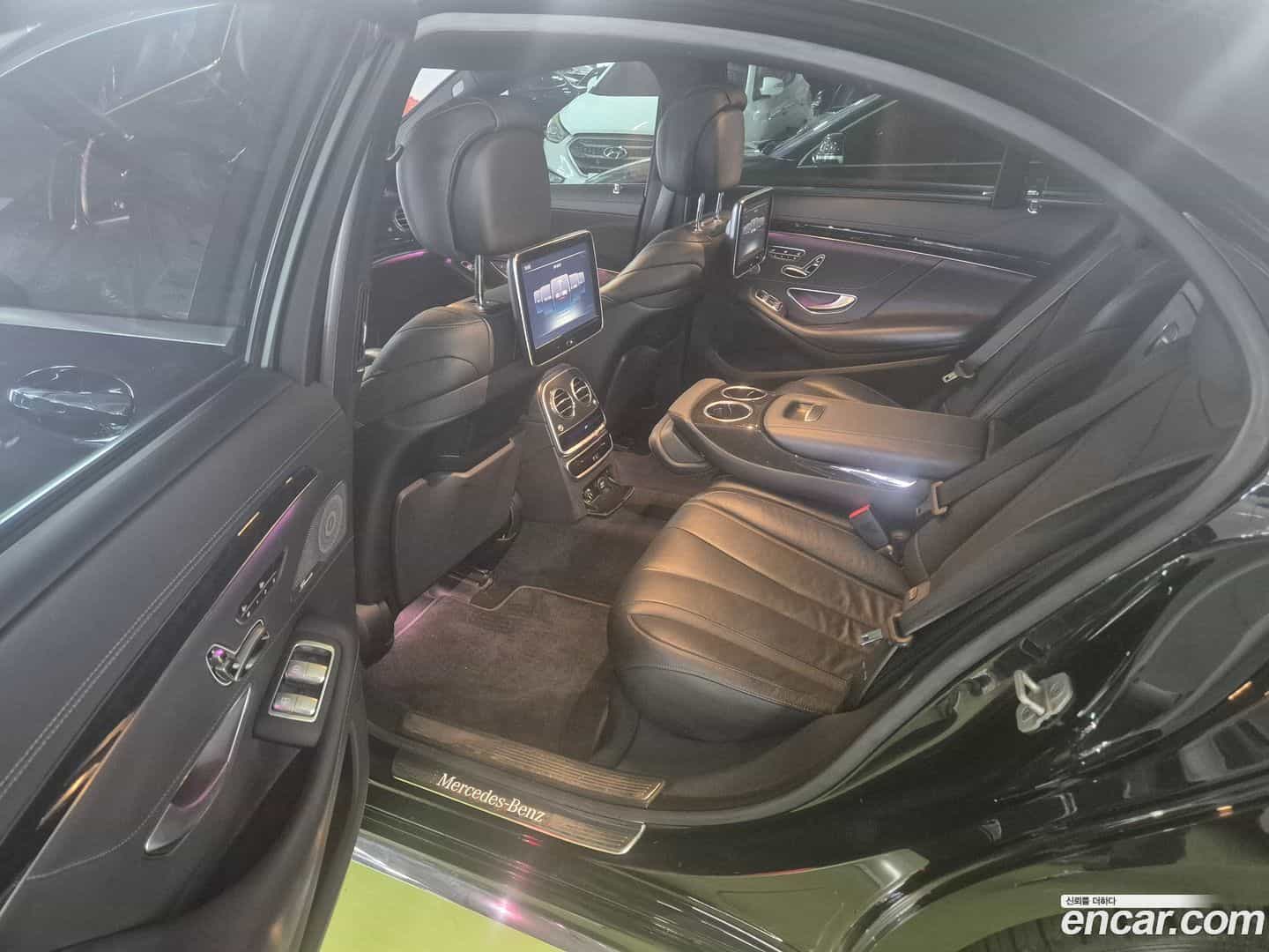S-Class Mercedes-Benz 2014.6-INNER-010