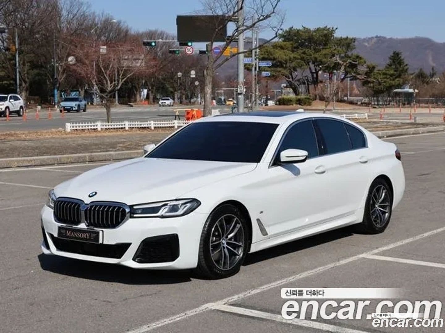 Main__Slider__Photo:5-Series BMW 2023.1-0