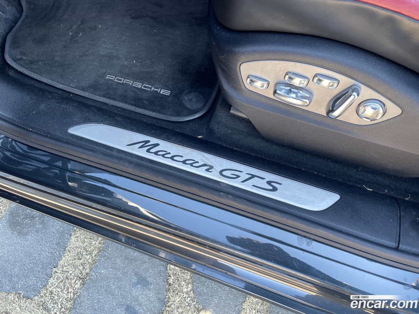 Macan Porsche 2018.1-OPTION-024