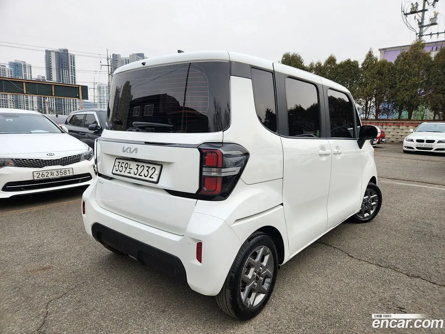 Main__Slider__Photo:RAY Kia 2022.8-1