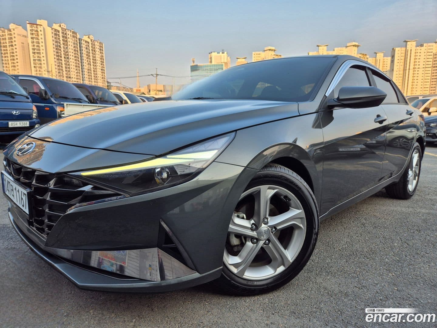 Main__Slider__Photo:AVANTE Hyundai 2022.1-0