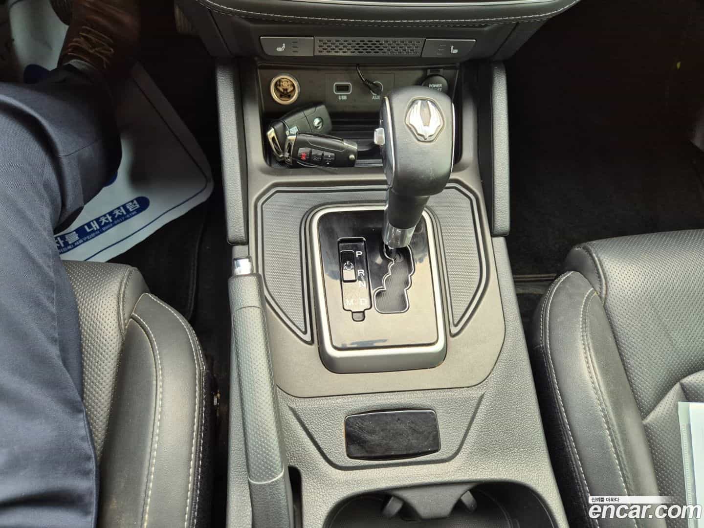 Rexton KG Mobility 2019.4-INNER-010