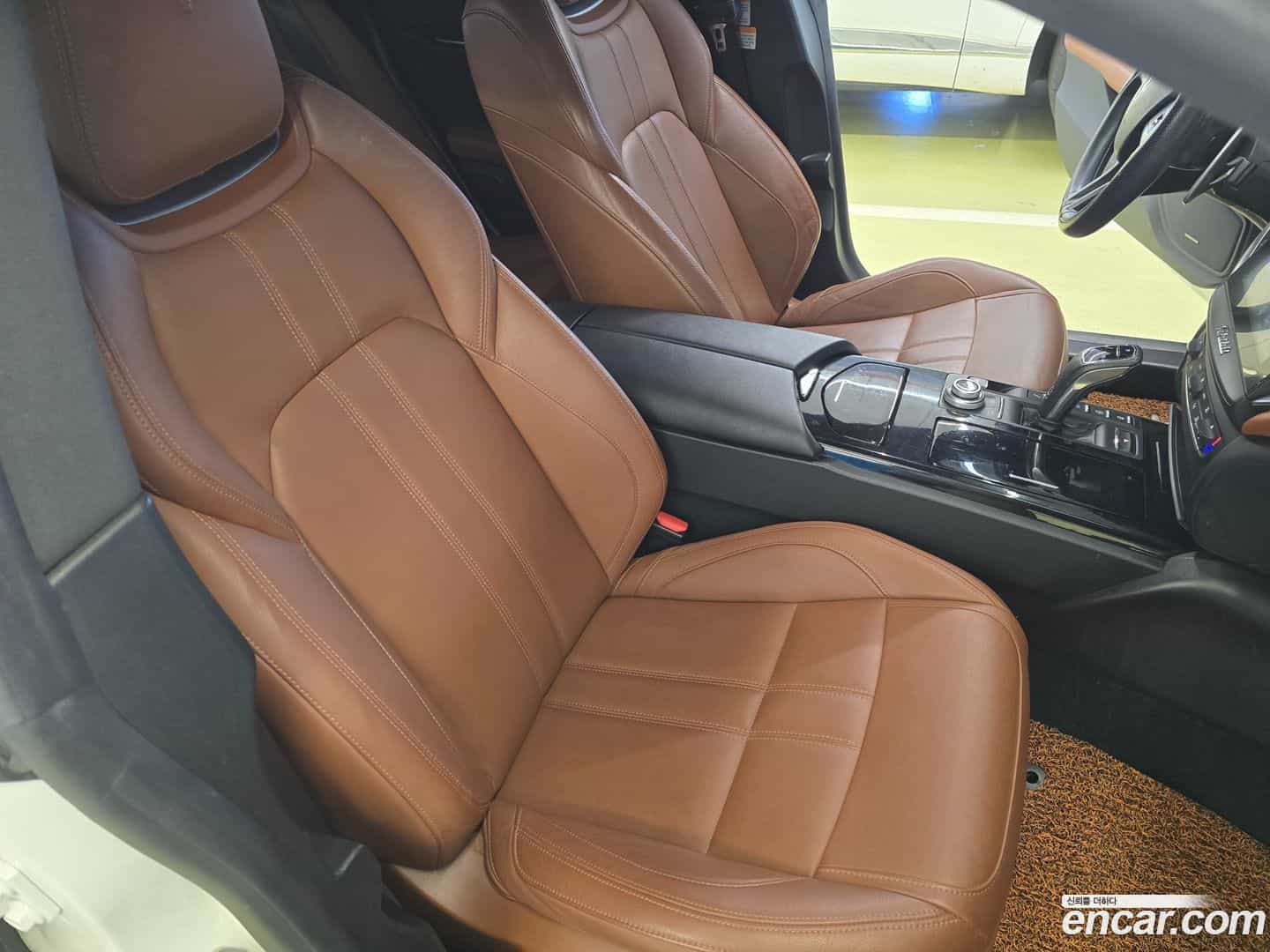 Ghibli Maserati 2019.11-OPTION-015