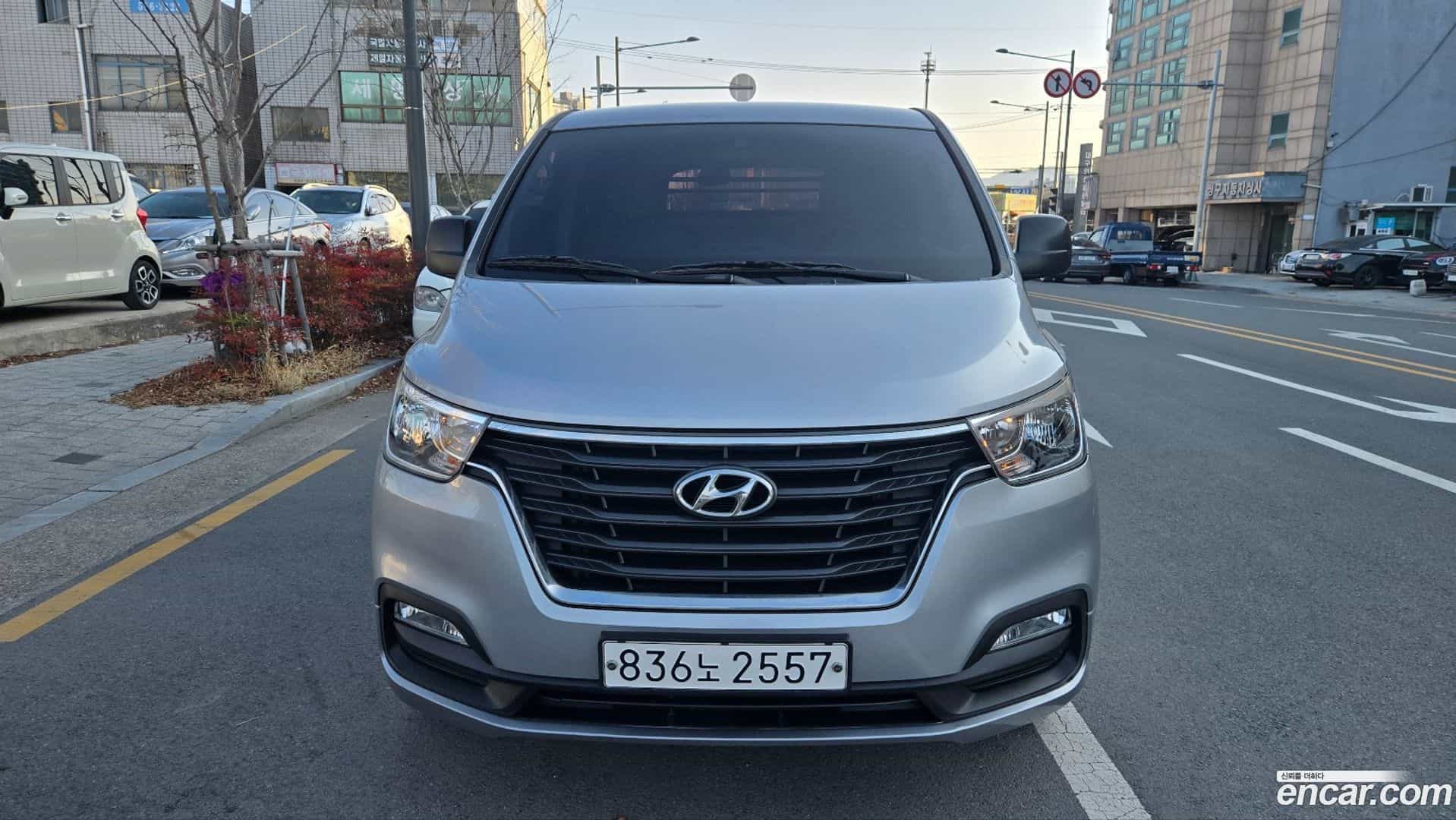 Starex Hyundai 2019.11-OUTER-002