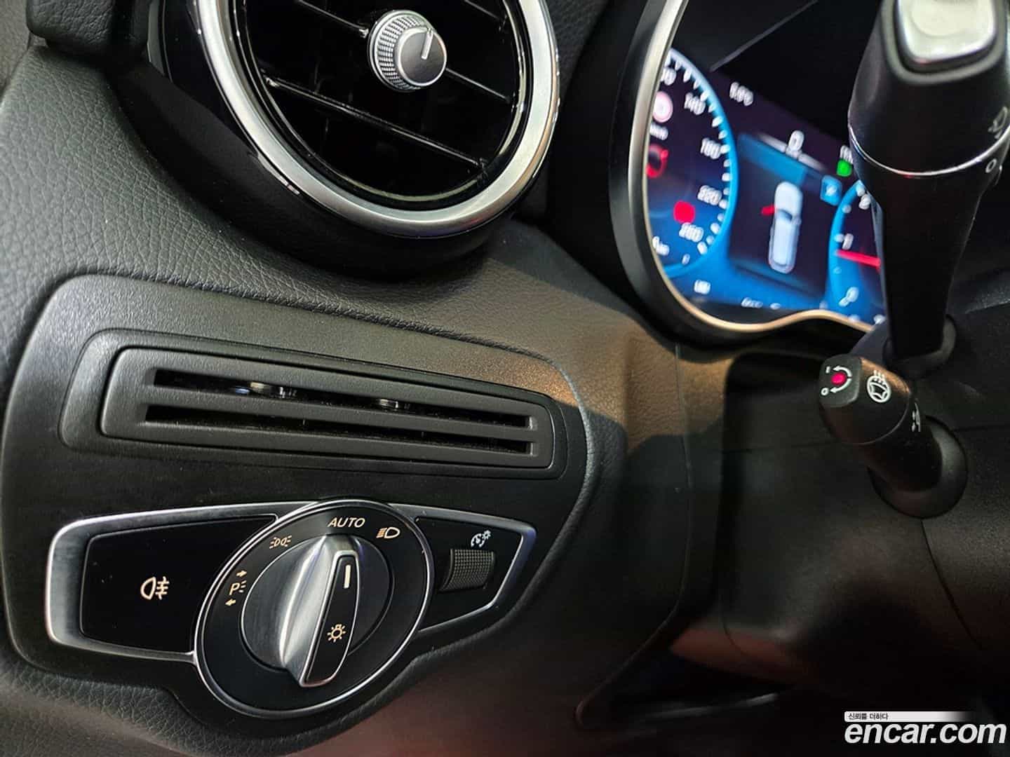 GLC-Class Mercedes-Benz 2021.3-OPTION-018