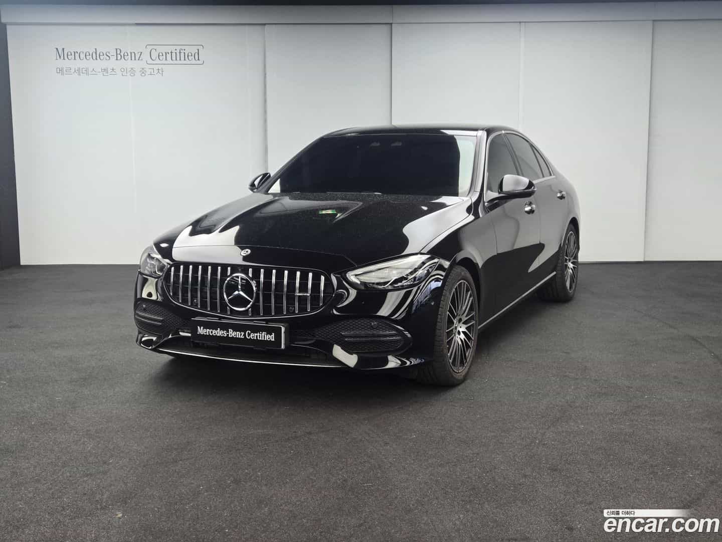 C-Class Mercedes-Benz 2024.4-OUTER-001