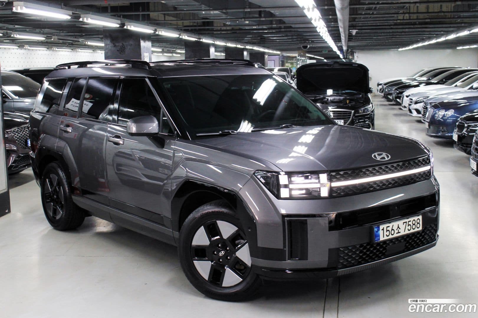 Main__Slider__Photo:Santafe Hyundai 2023.10-0
