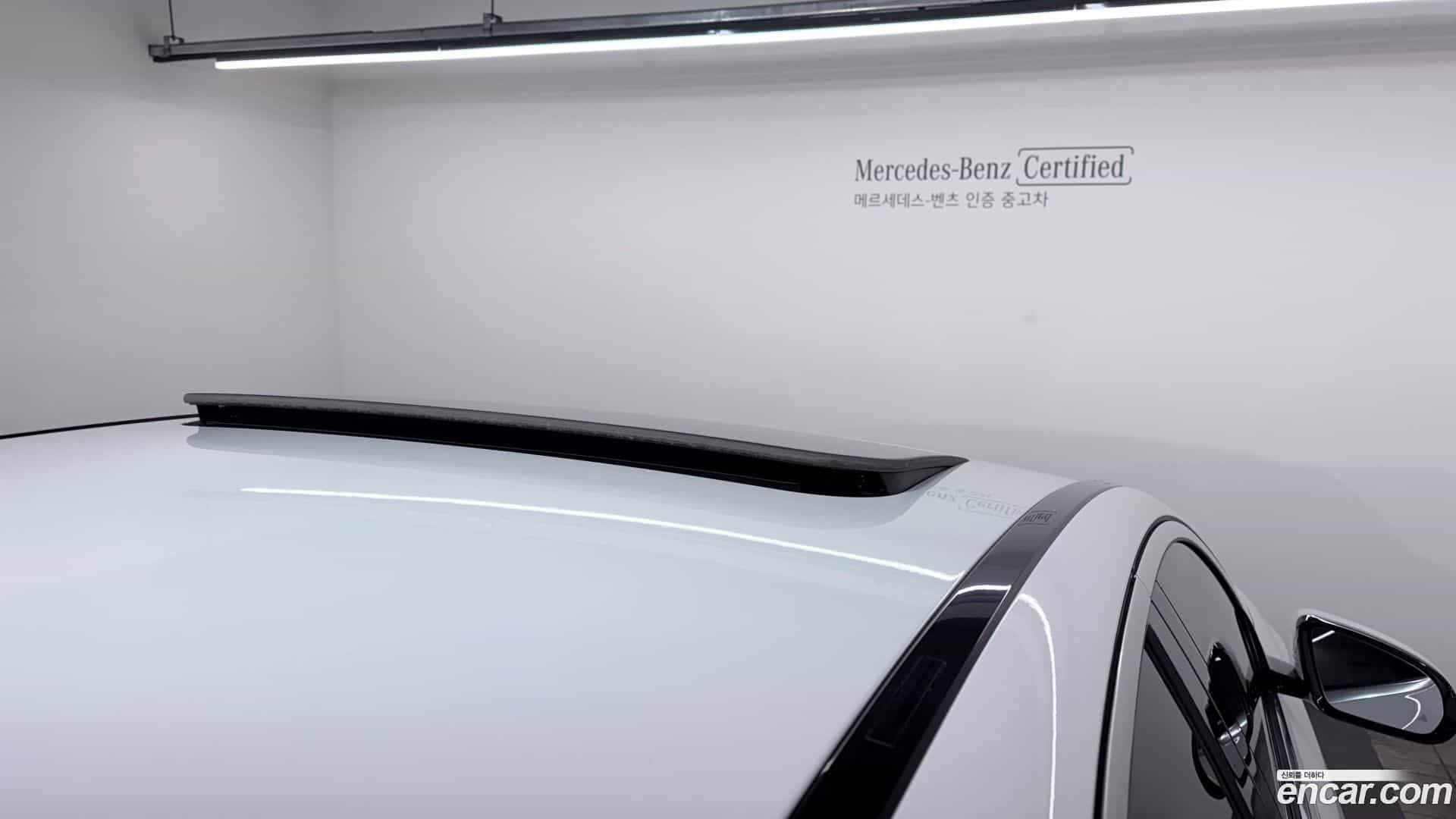 E-Class Mercedes-Benz 2023.9-OPTION-016