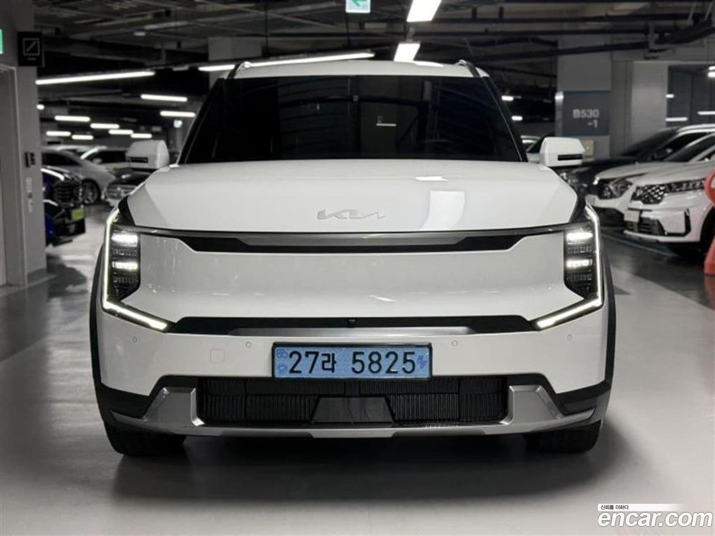 Main__Slider__Photo:EV9 Kia 2023.7-0