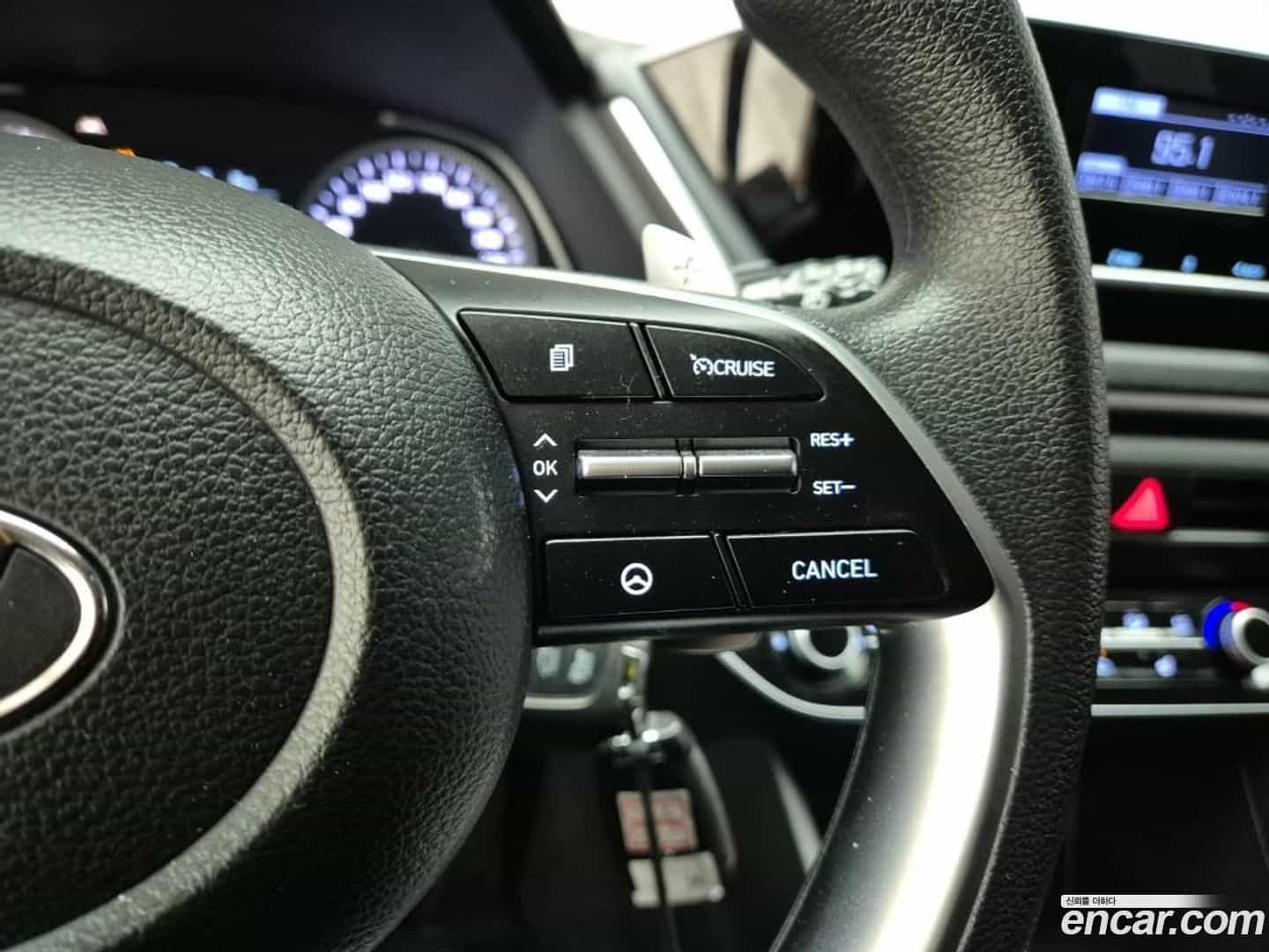 Sonata Hyundai 2019.8-OPTION-017