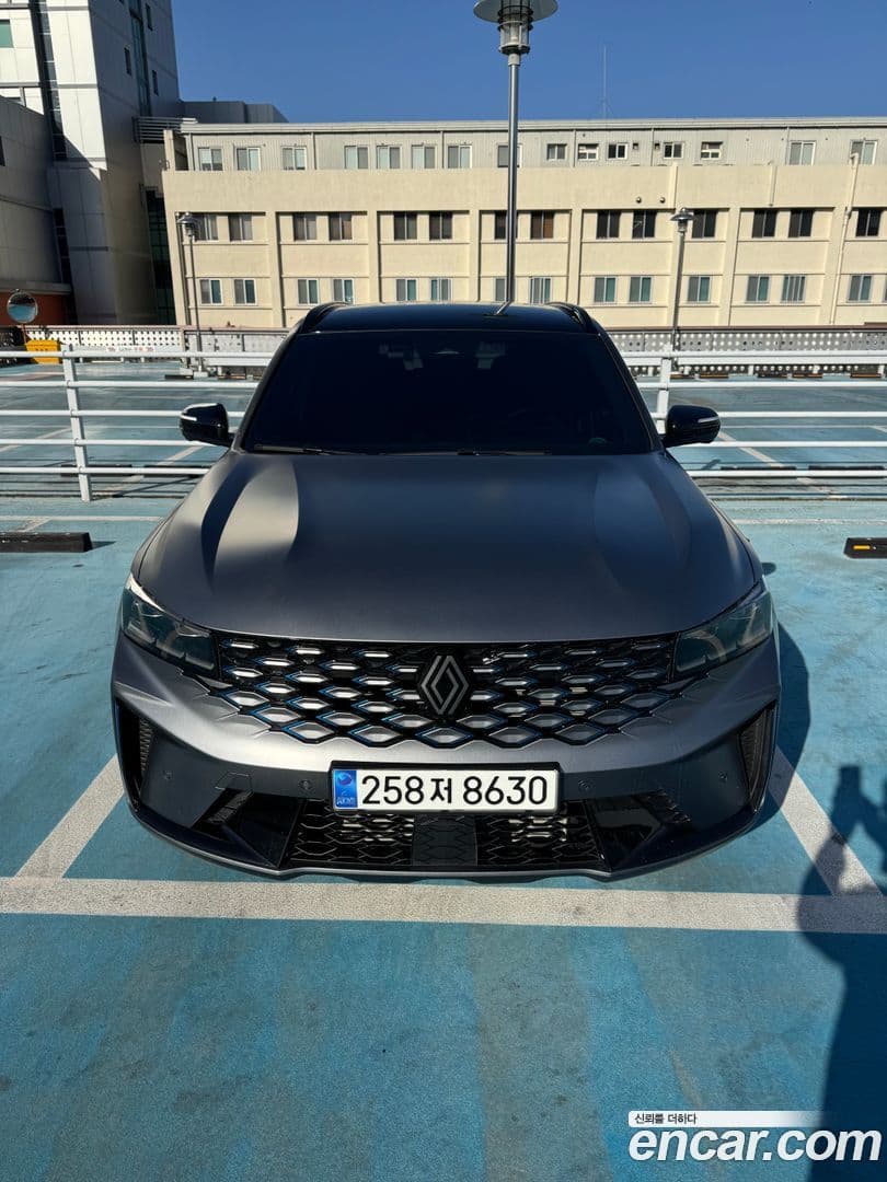 Main__Slider__Photo:Grand Koleos Renault Korea 2025.5-0