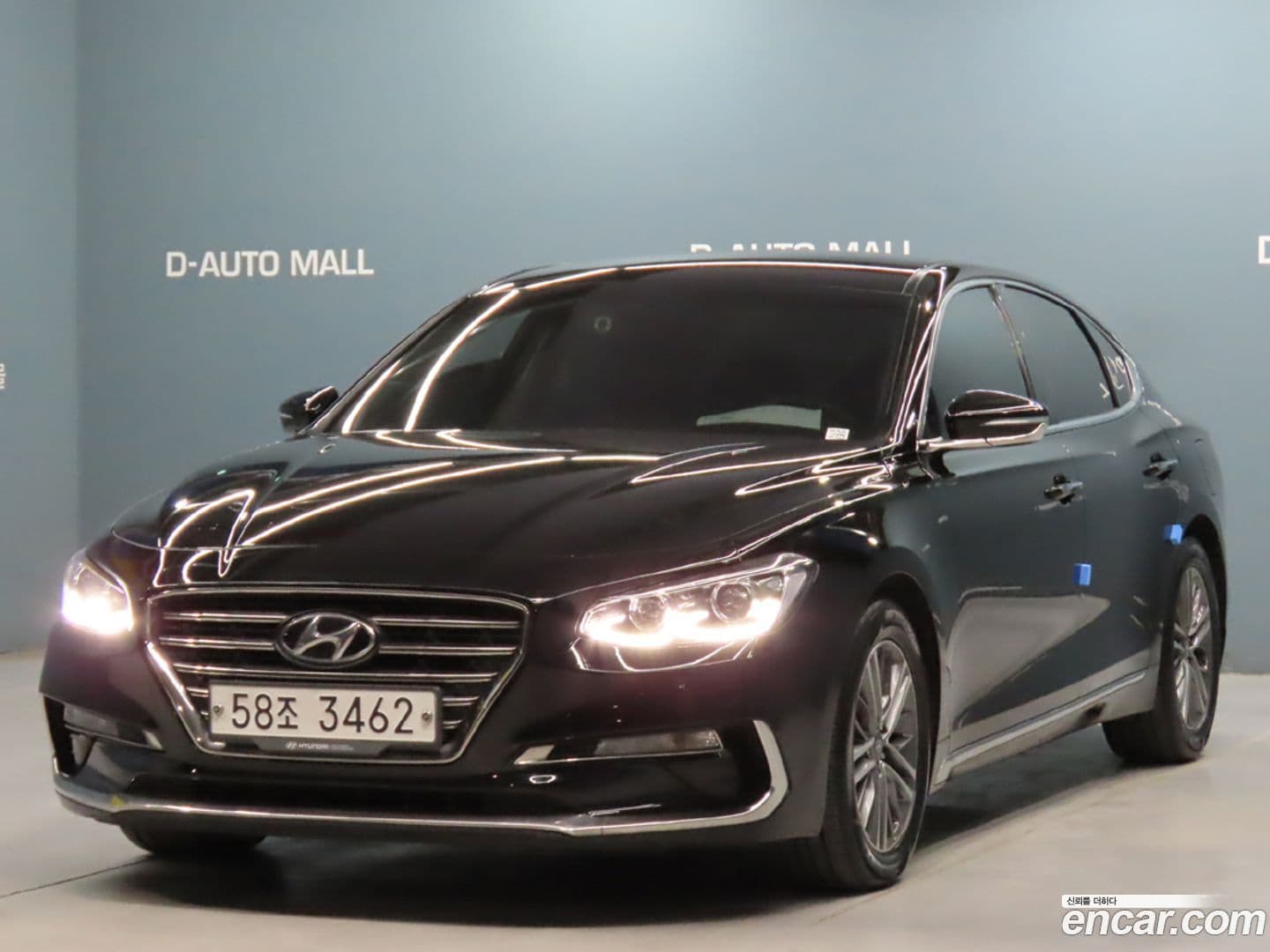Main__Slider__Photo:Grandeur Hyundai 2017.0-0