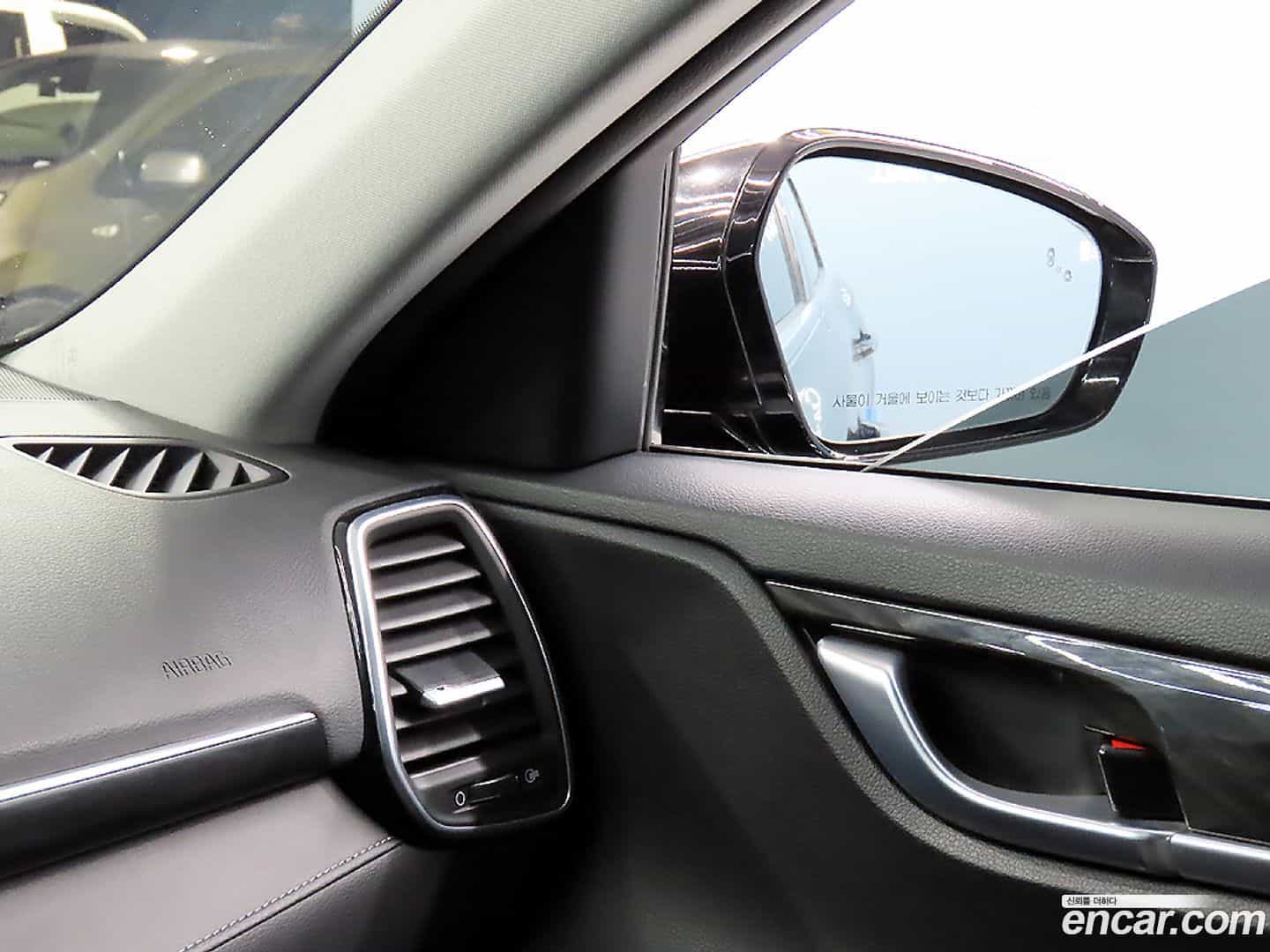 Grandeur Hyundai 2017.0-OPTION-018