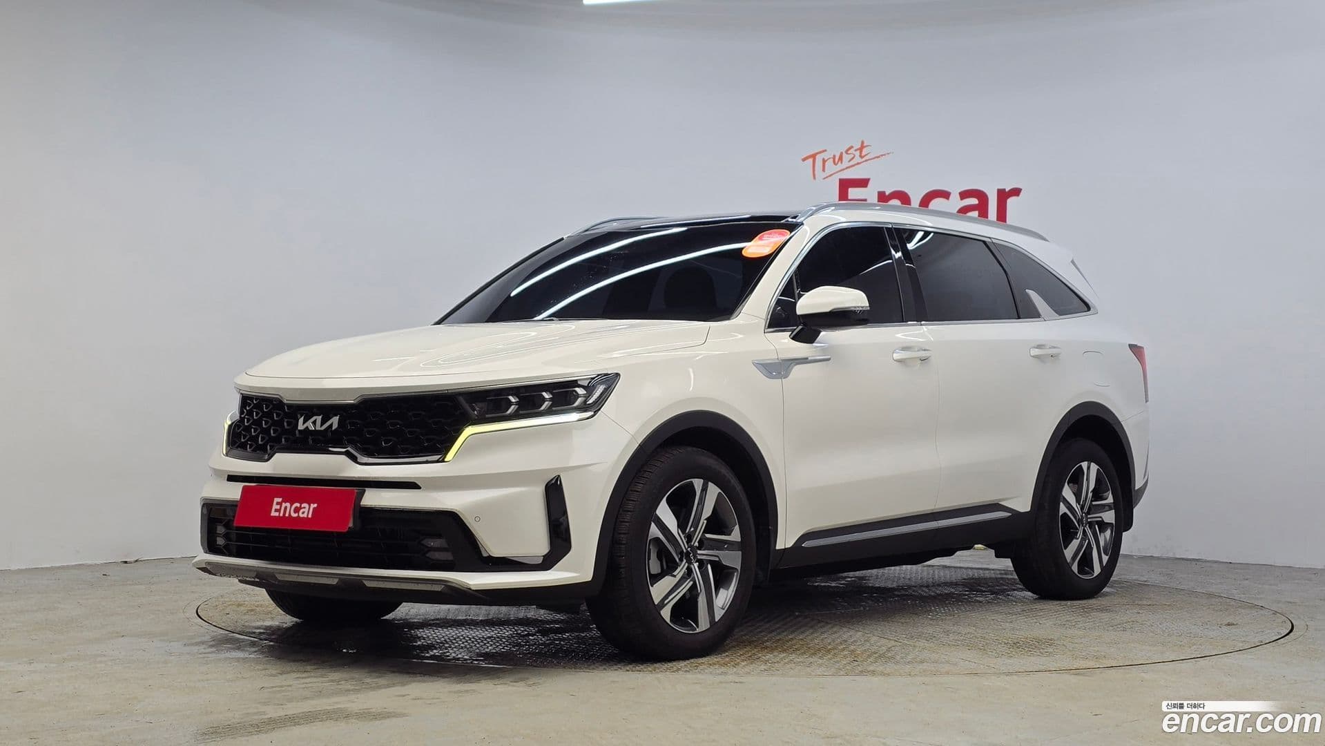 Main__Slider__Photo:Sorento Kia 2022.0-0