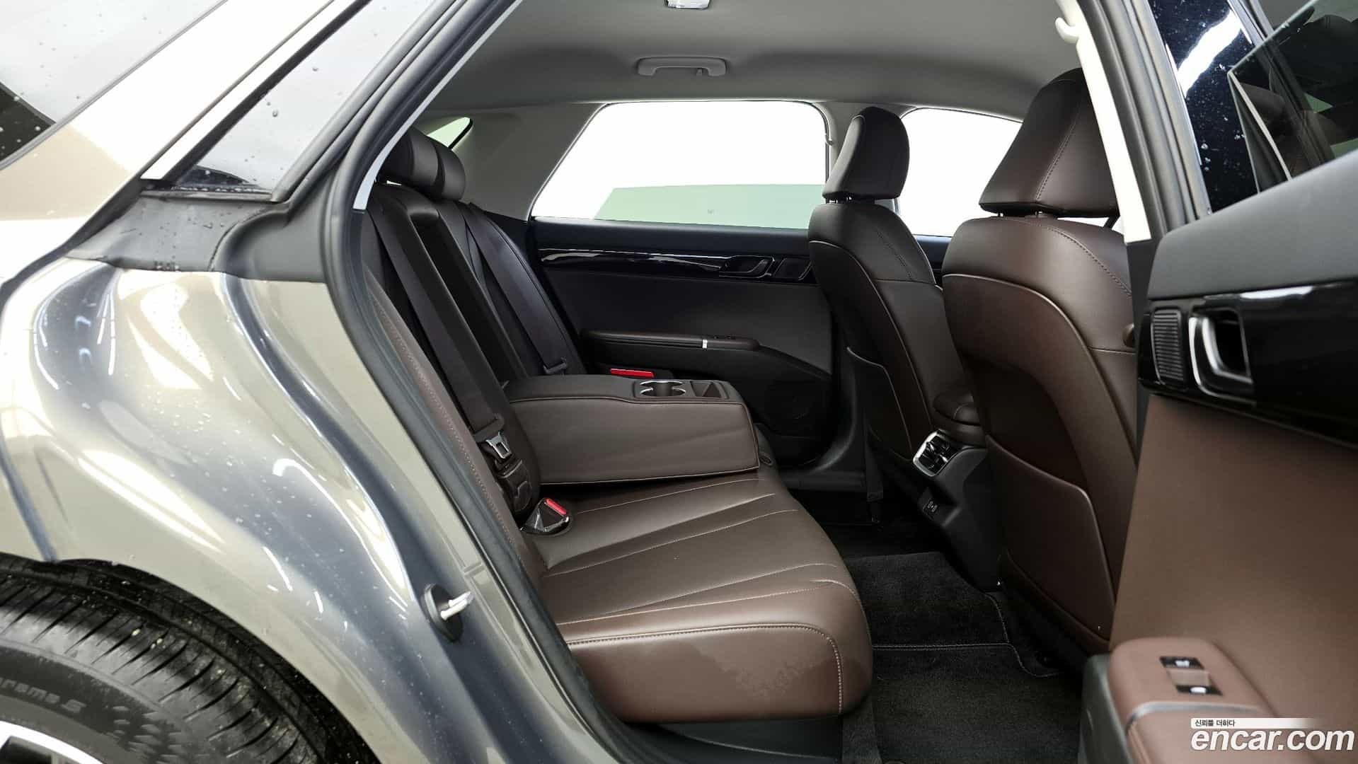 Grandeur Hyundai 2023.1-OPTION-016