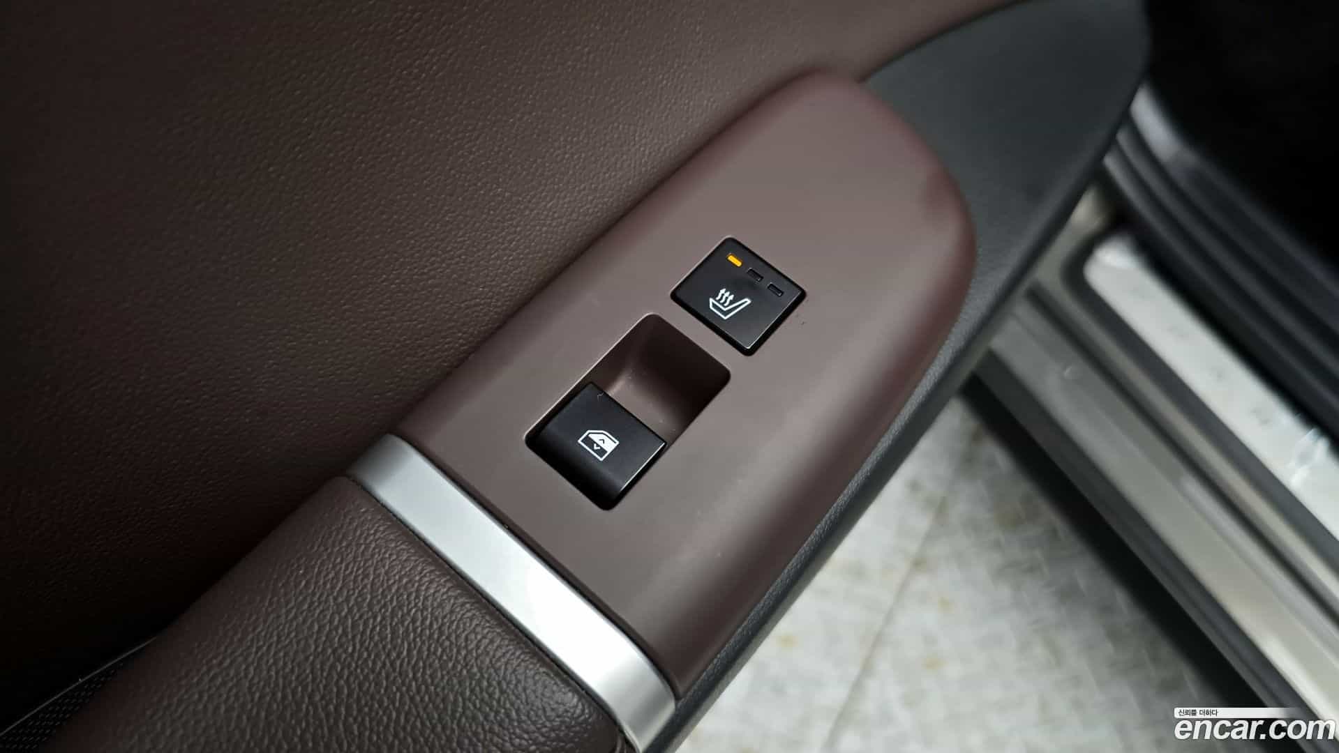 Grandeur Hyundai 2023.1-OPTION-023