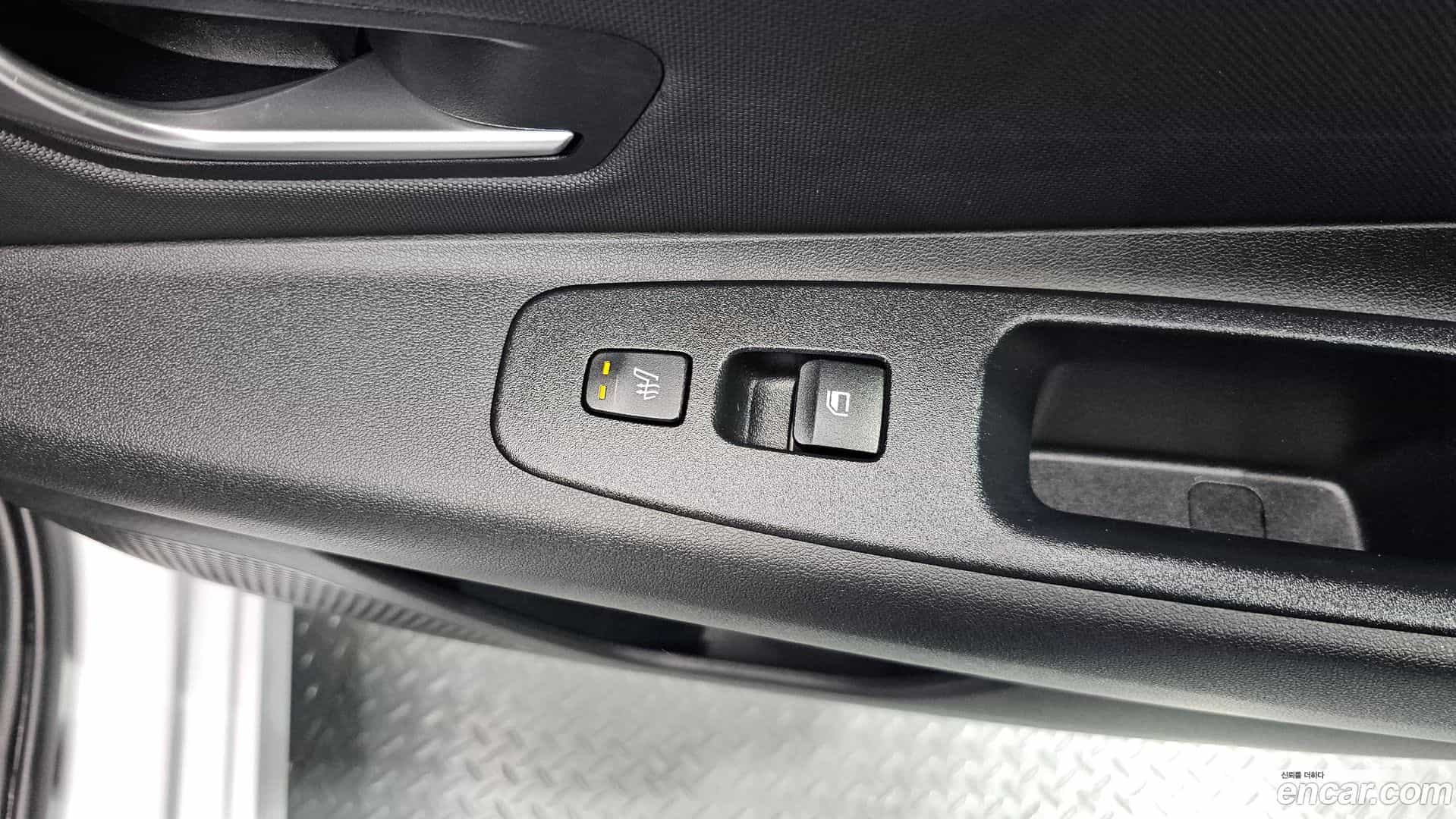 AVANTE Hyundai 2021.11-OPTION-023