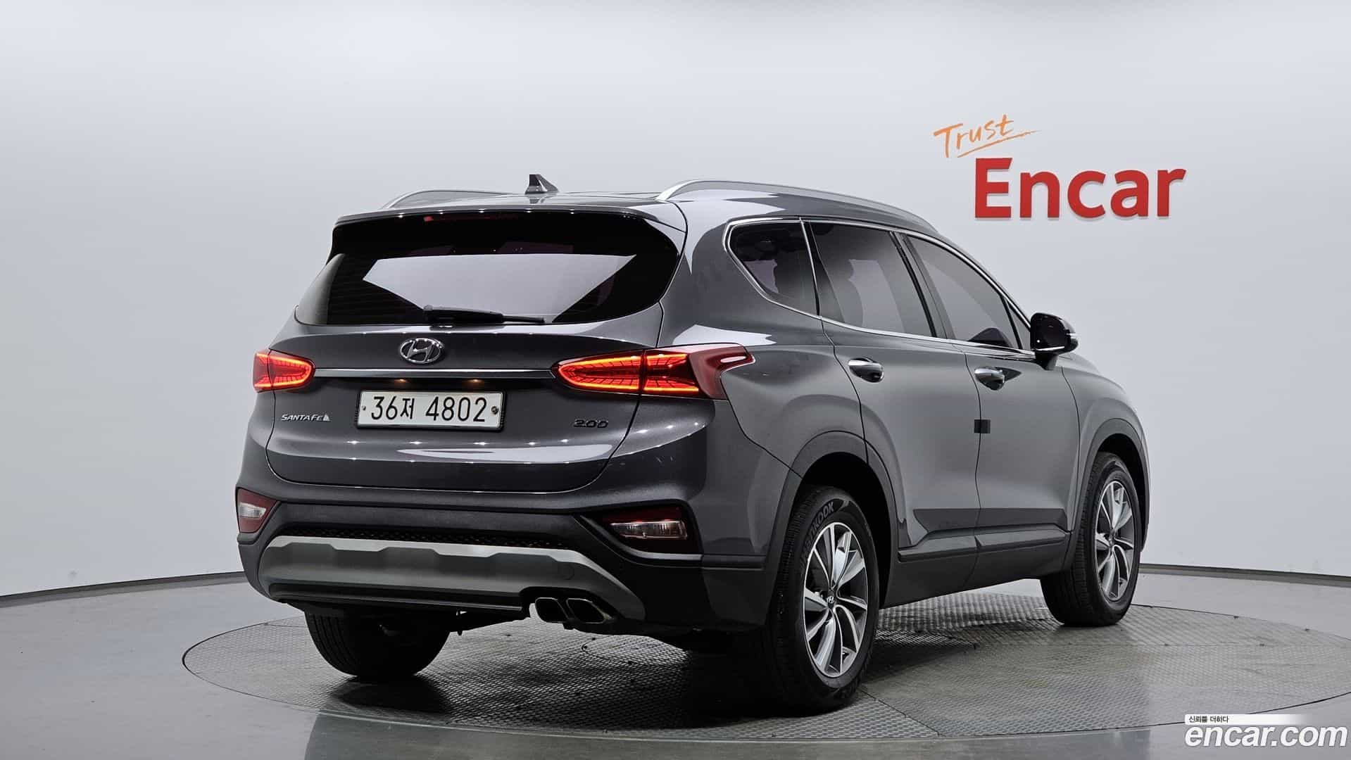 Santafe Hyundai 2018.8-OUTER-002