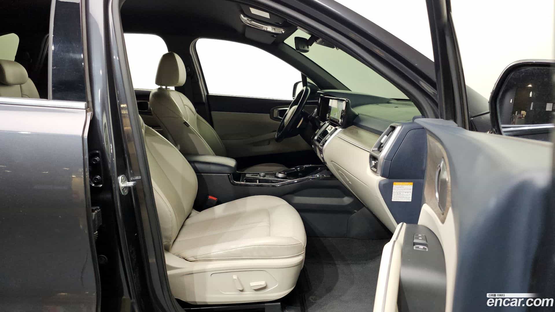 Sorento Kia 2022.0-OPTION-015