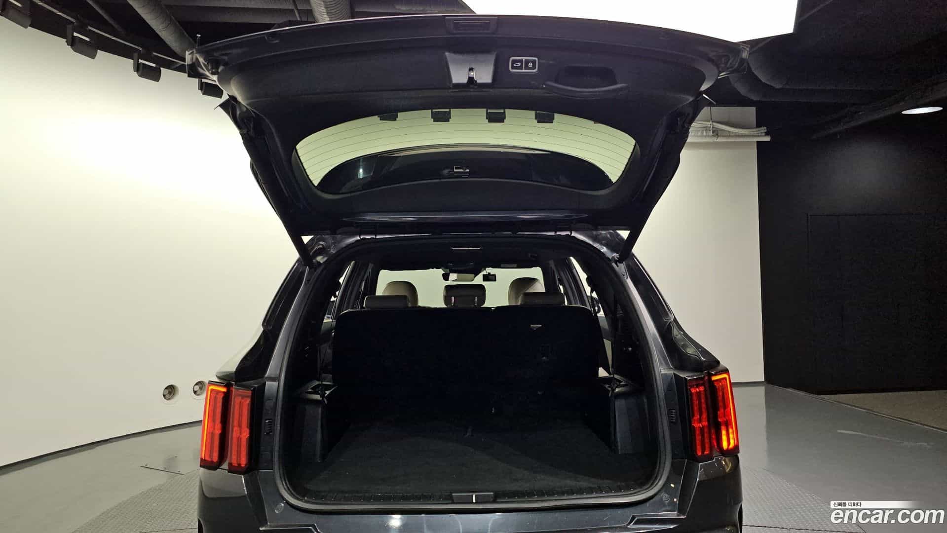 Sorento Kia 2022.0-OPTION-024
