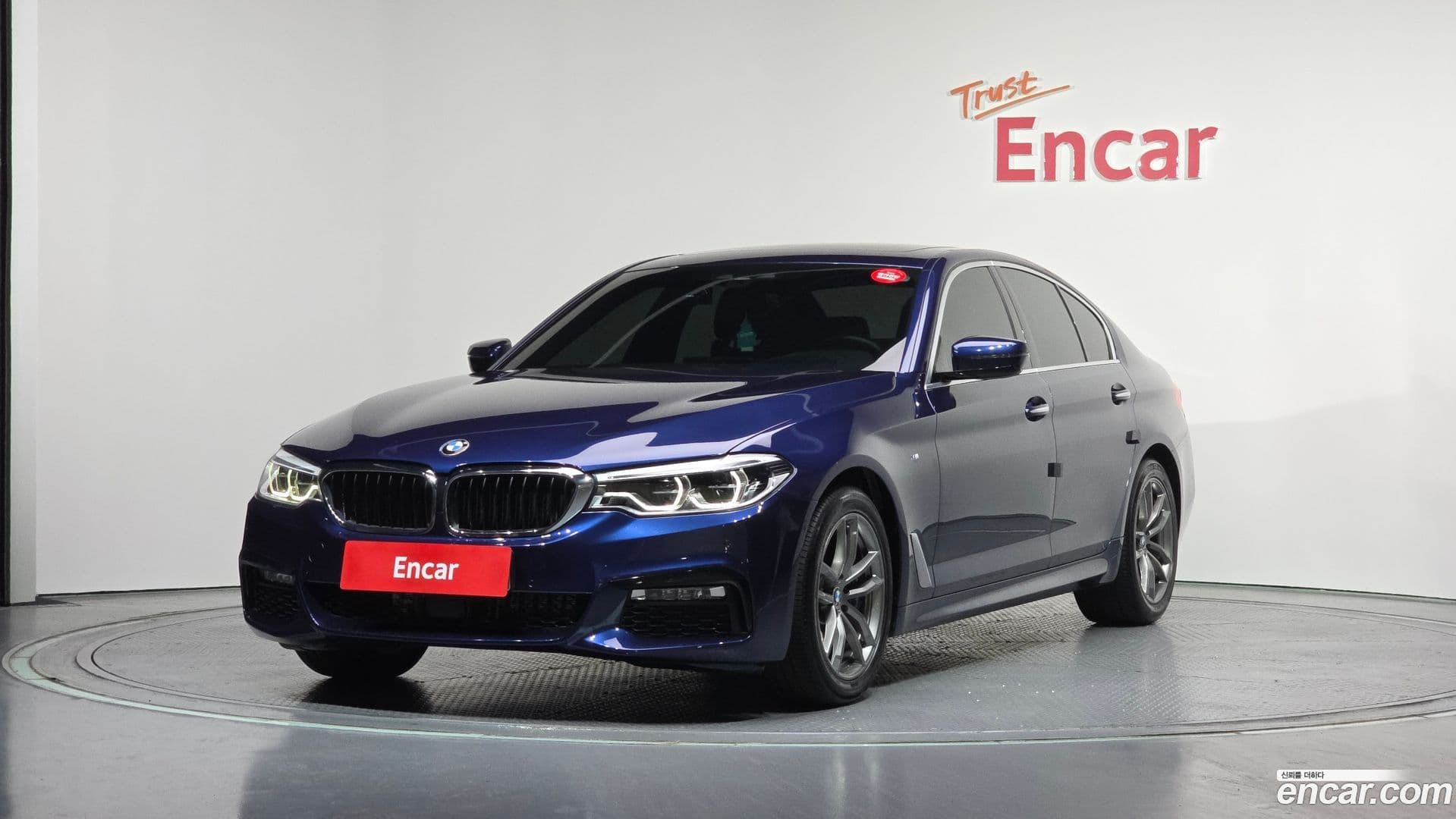 Main__Slider__Photo:5-Series BMW 2018.7-0