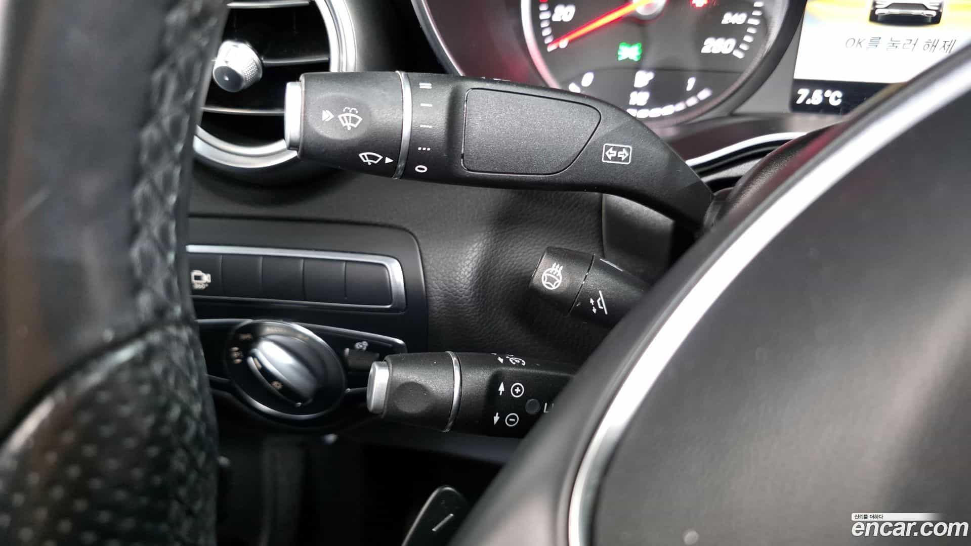GLC-Class Mercedes-Benz 2017.10-OPTION-021