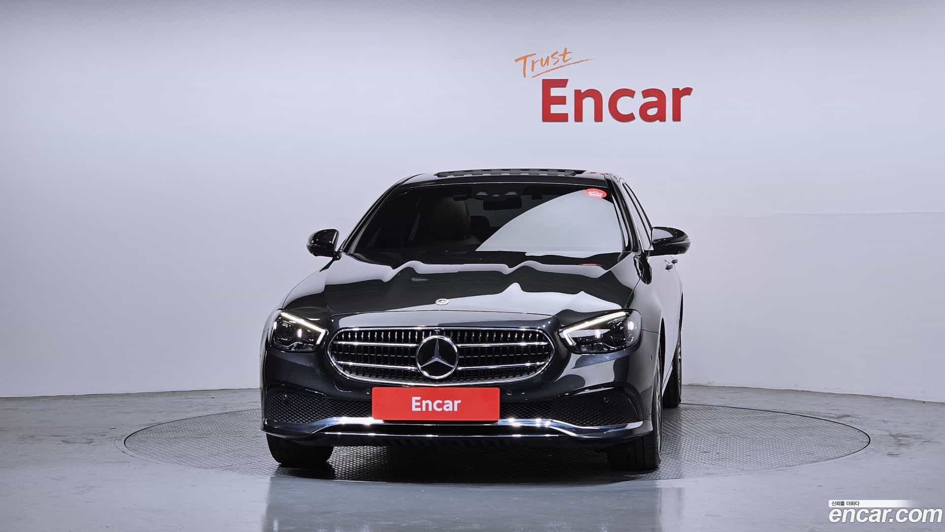E-Class Mercedes-Benz 2021.8-OUTER-003