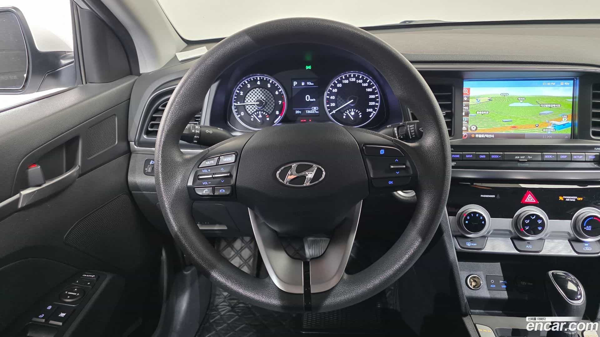 AVANTE Hyundai 2020.0-OPTION-018