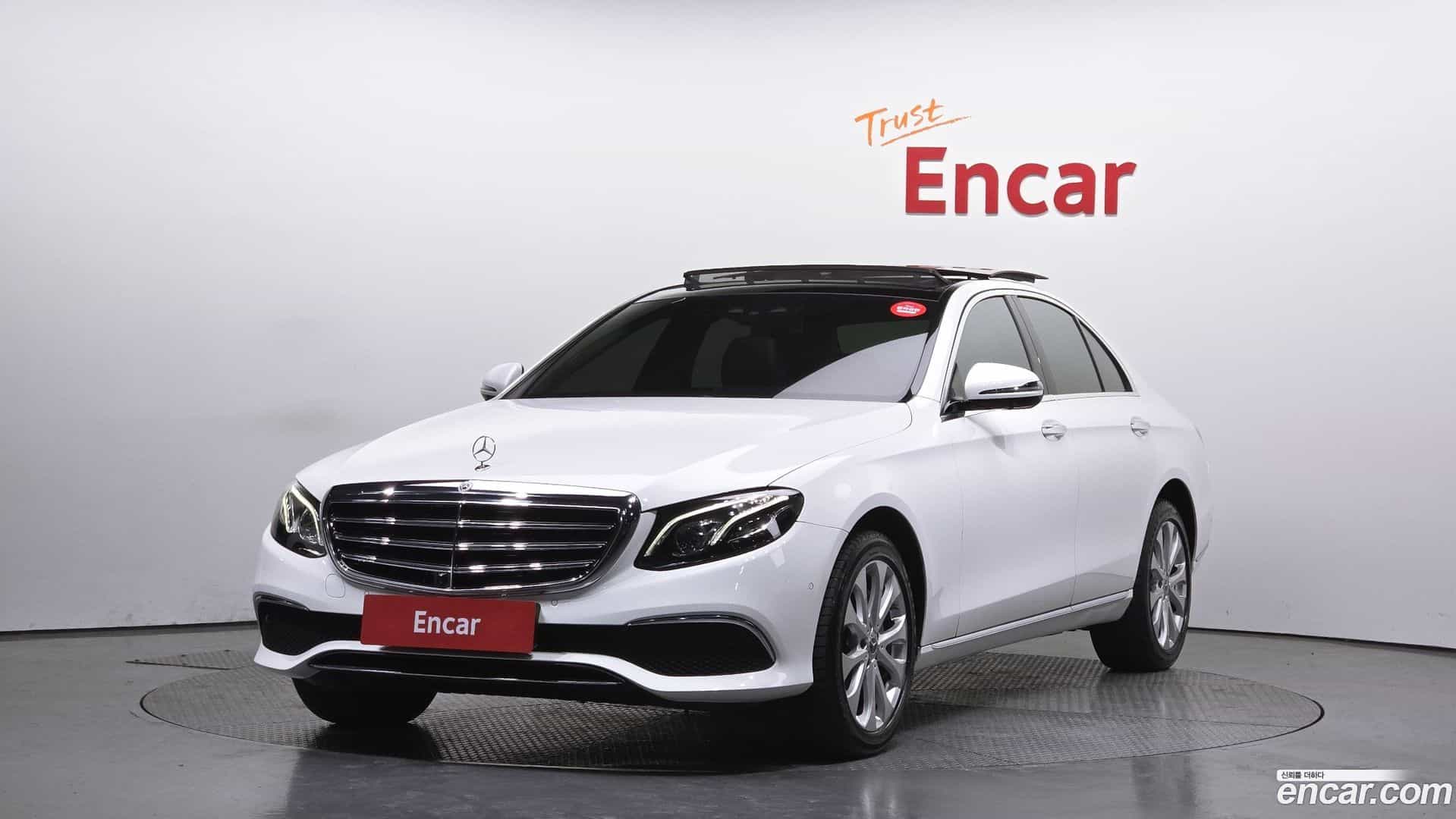 E-Class Mercedes-Benz 2019.8-OUTER-001