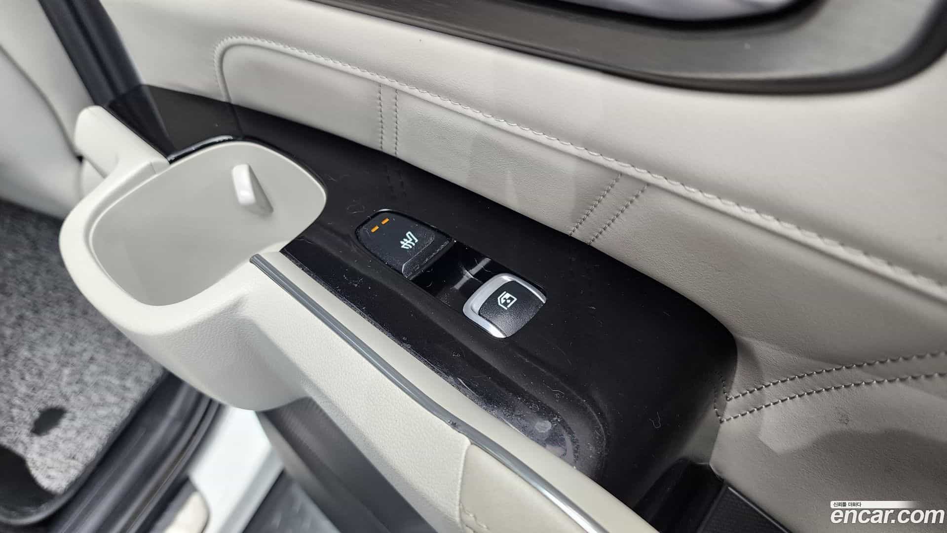 Sorento Kia 2022.9-OPTION-022