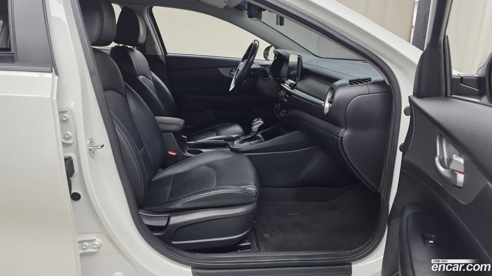 K3 Kia 2021.1-OPTION-015