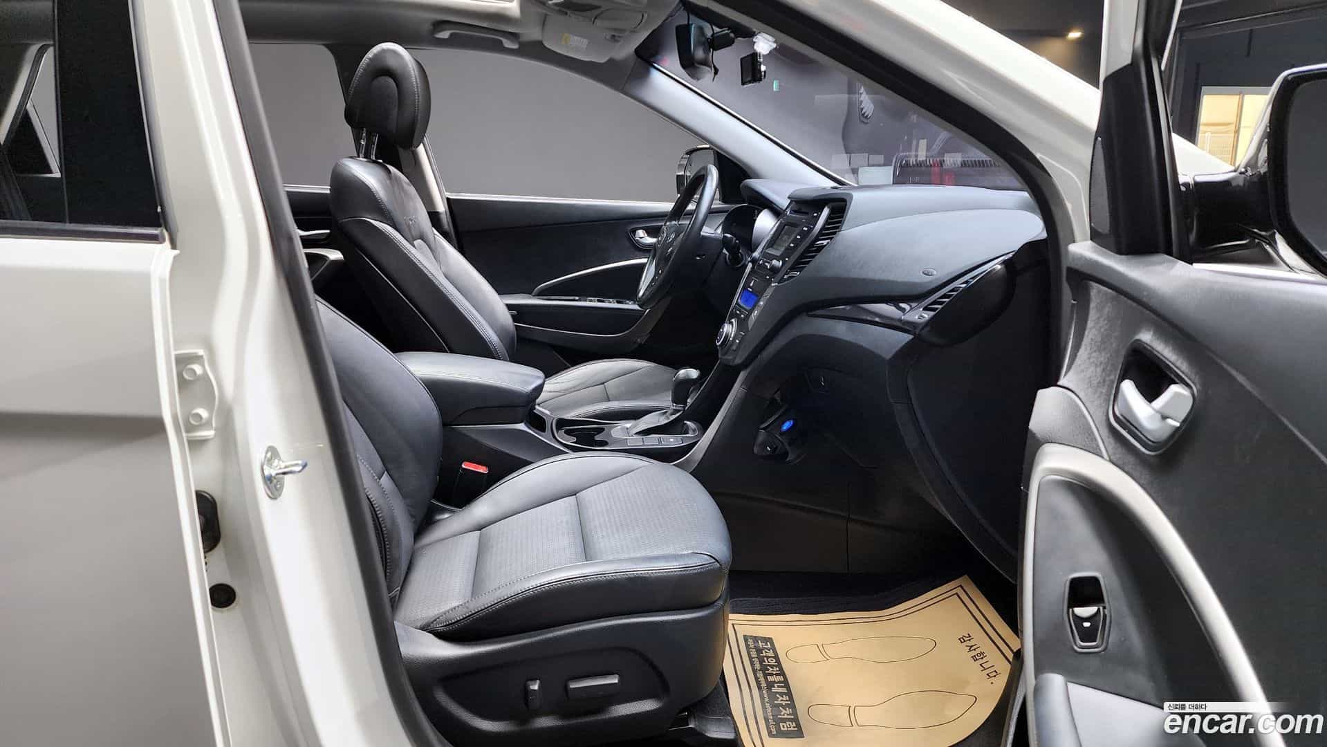 Maxcruz Hyundai 2014.1-INNER-010