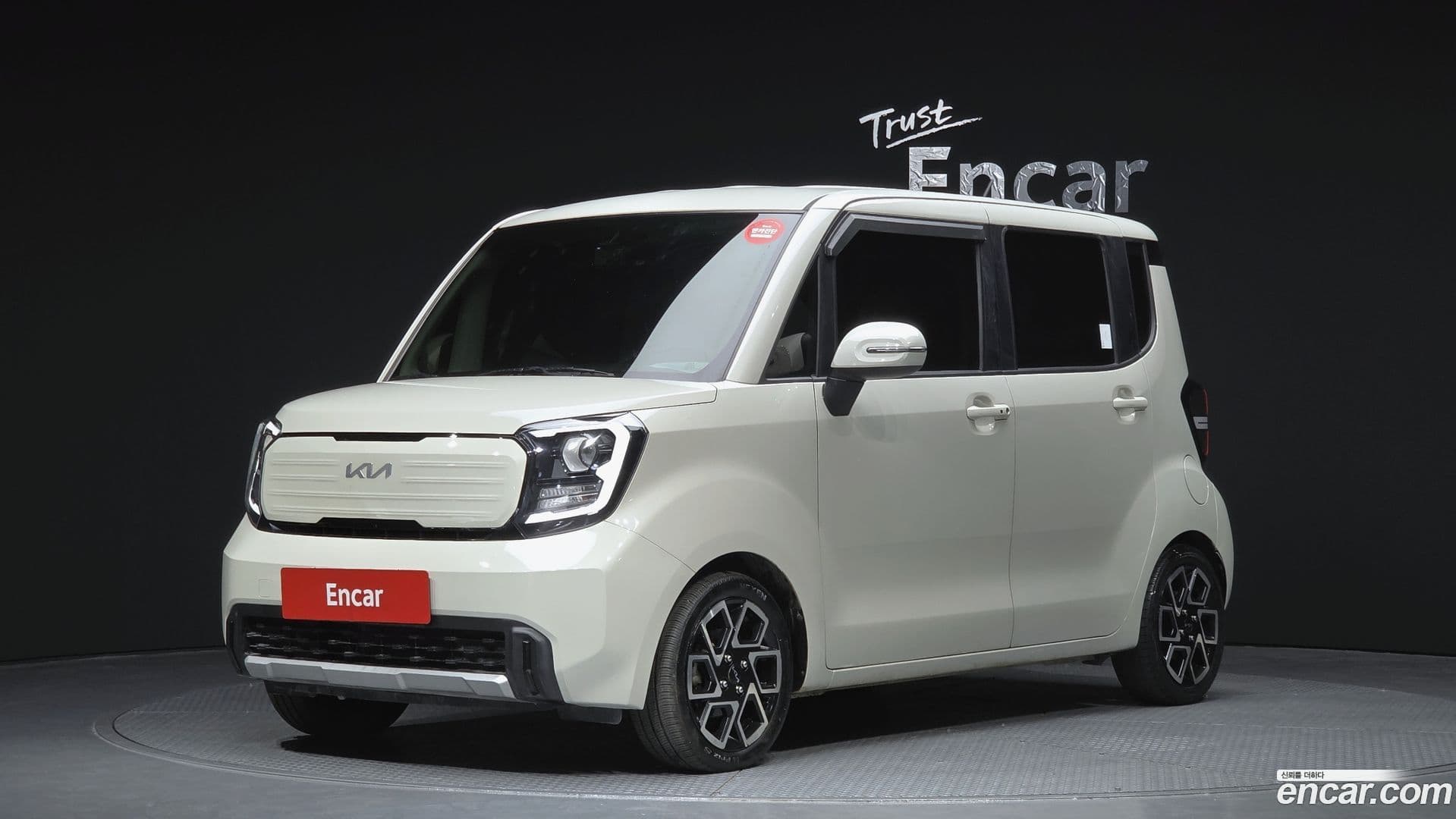 Main__Slider__Photo:RAY Kia 2023.3-0
