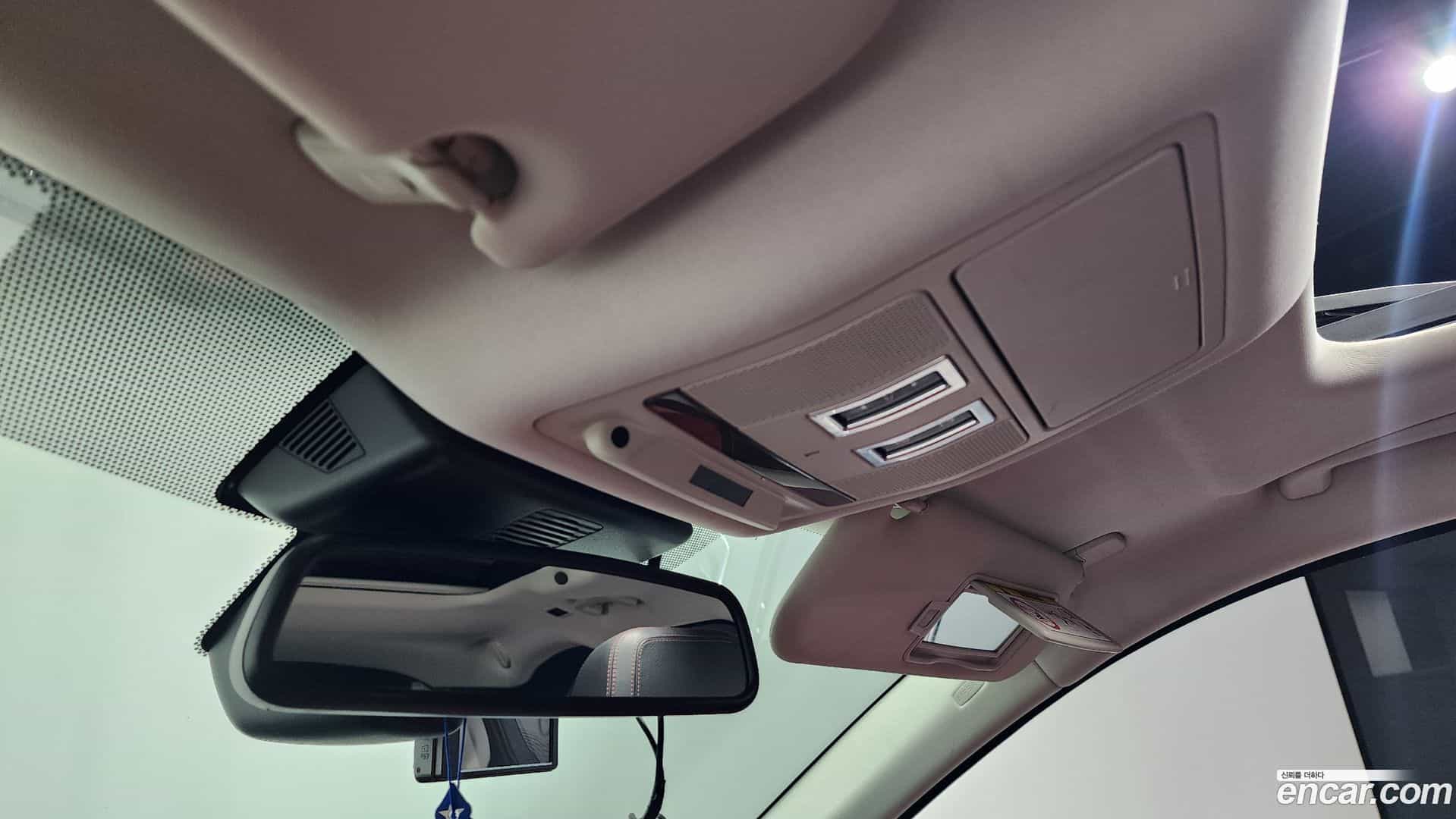 F-PACE Jaguar 2016.10-OPTION-021