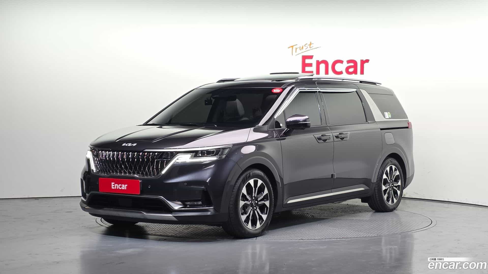 Canival Kia 2023.0-OUTER-001