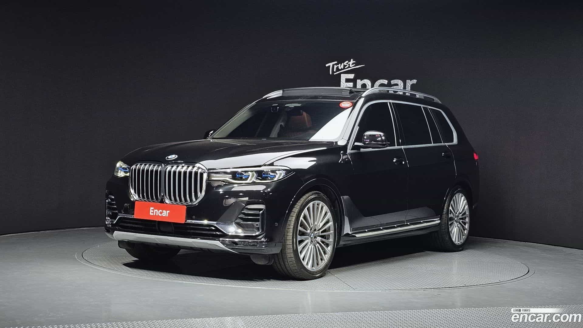 X7 BMW 2021.10-OUTER-001
