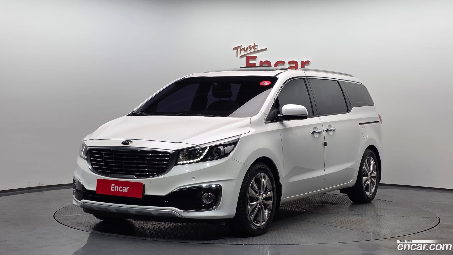 Main__Slider__Photo:Canival Kia 2017.9-0
