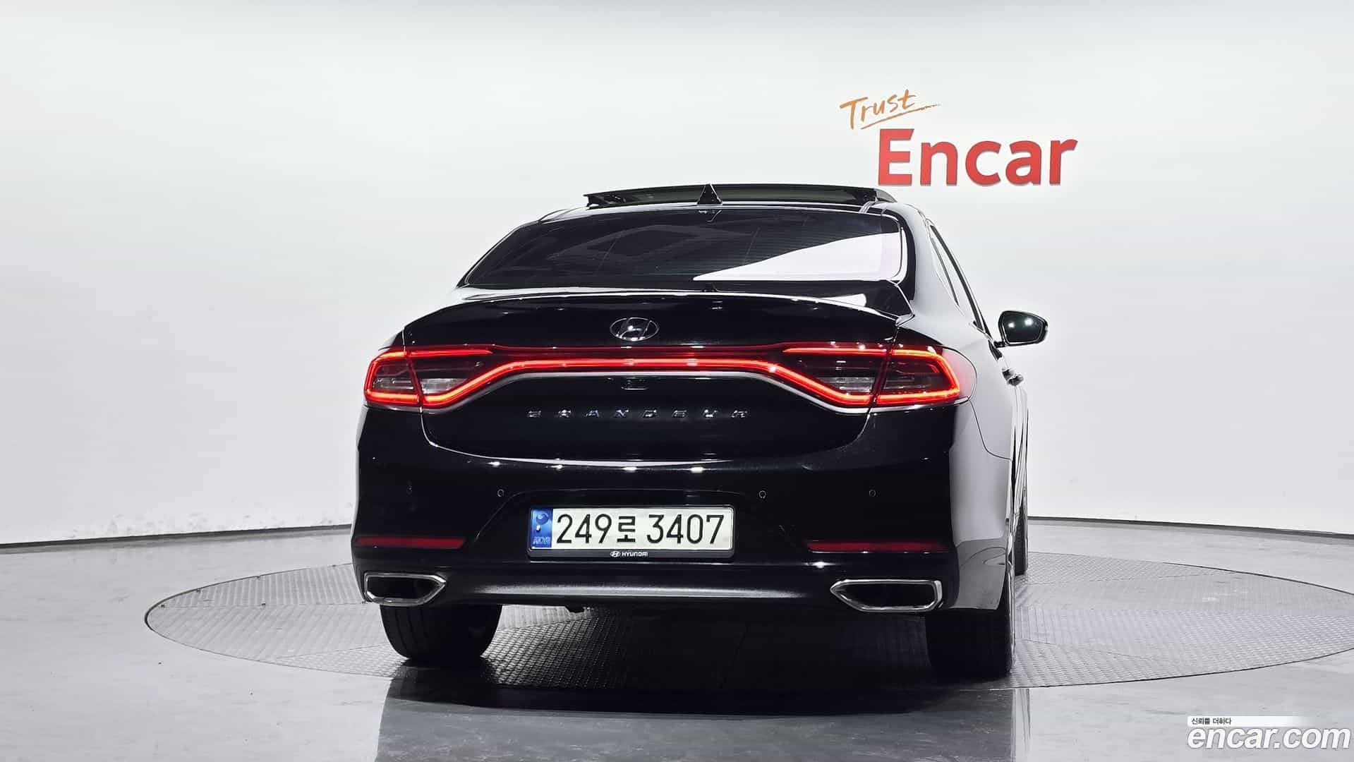 Grandeur Hyundai 2017.0-OUTER-004
