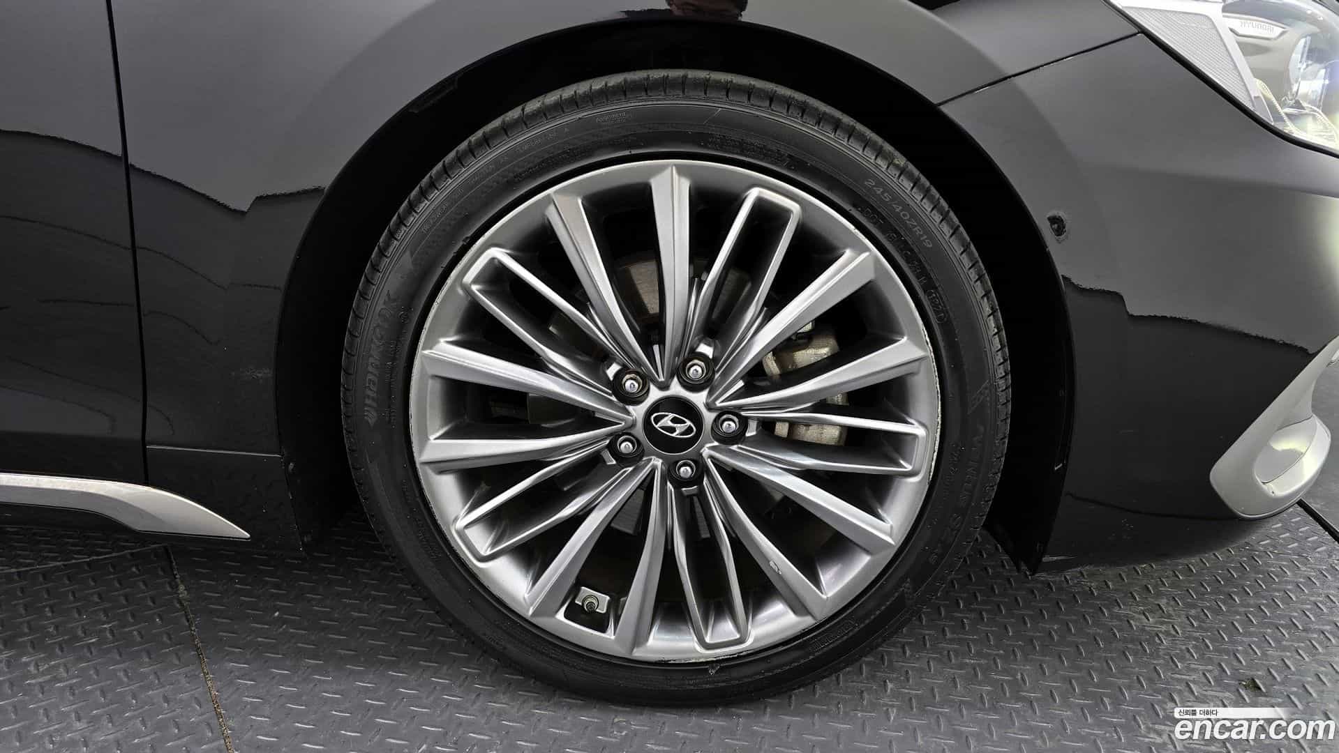 Grandeur Hyundai 2017.0-OUTER-005