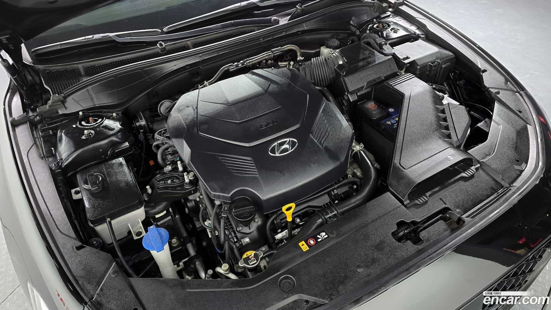 Grandeur Hyundai 2017.0-OUTER-006