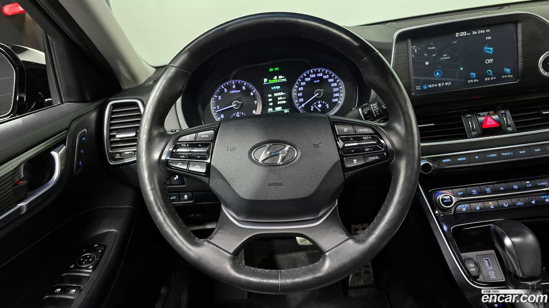 Grandeur Hyundai 2017.0-OPTION-017
