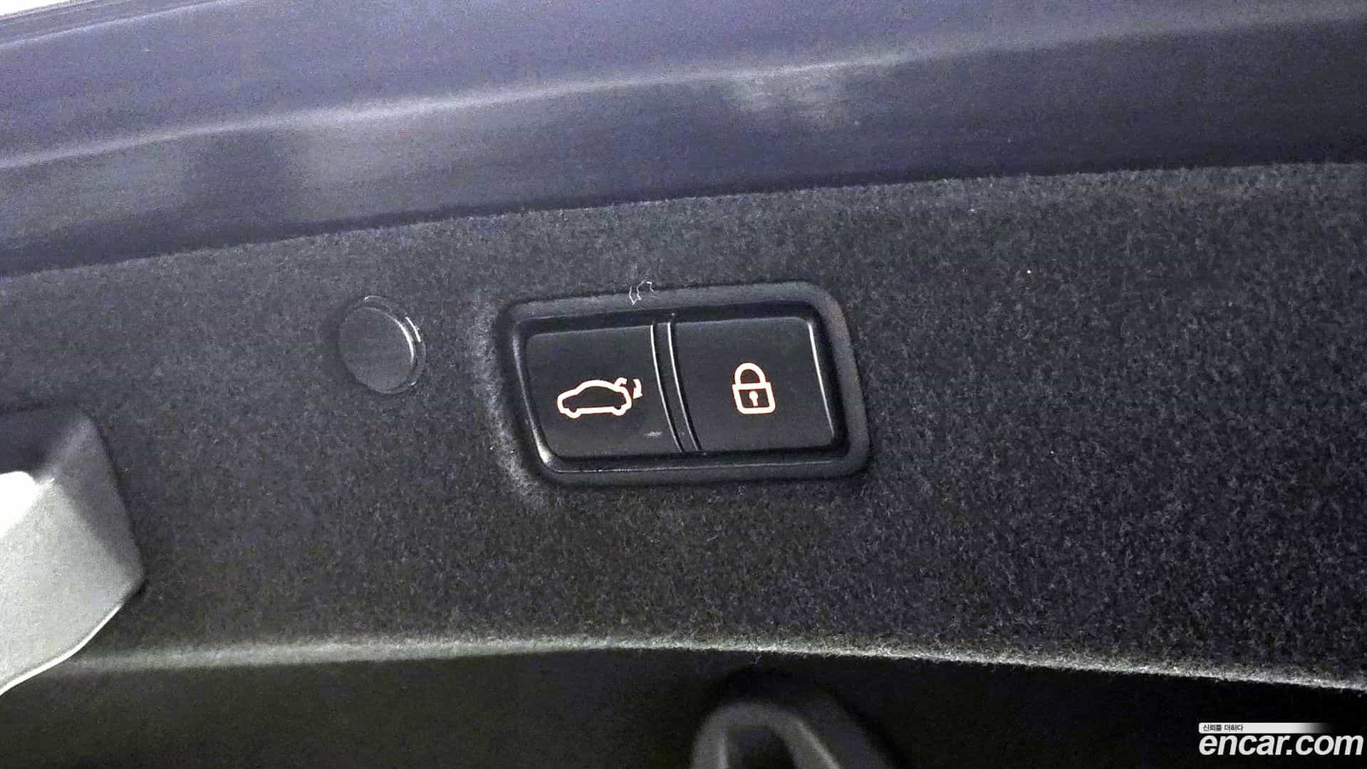 Grandeur Hyundai 2017.0-OPTION-024