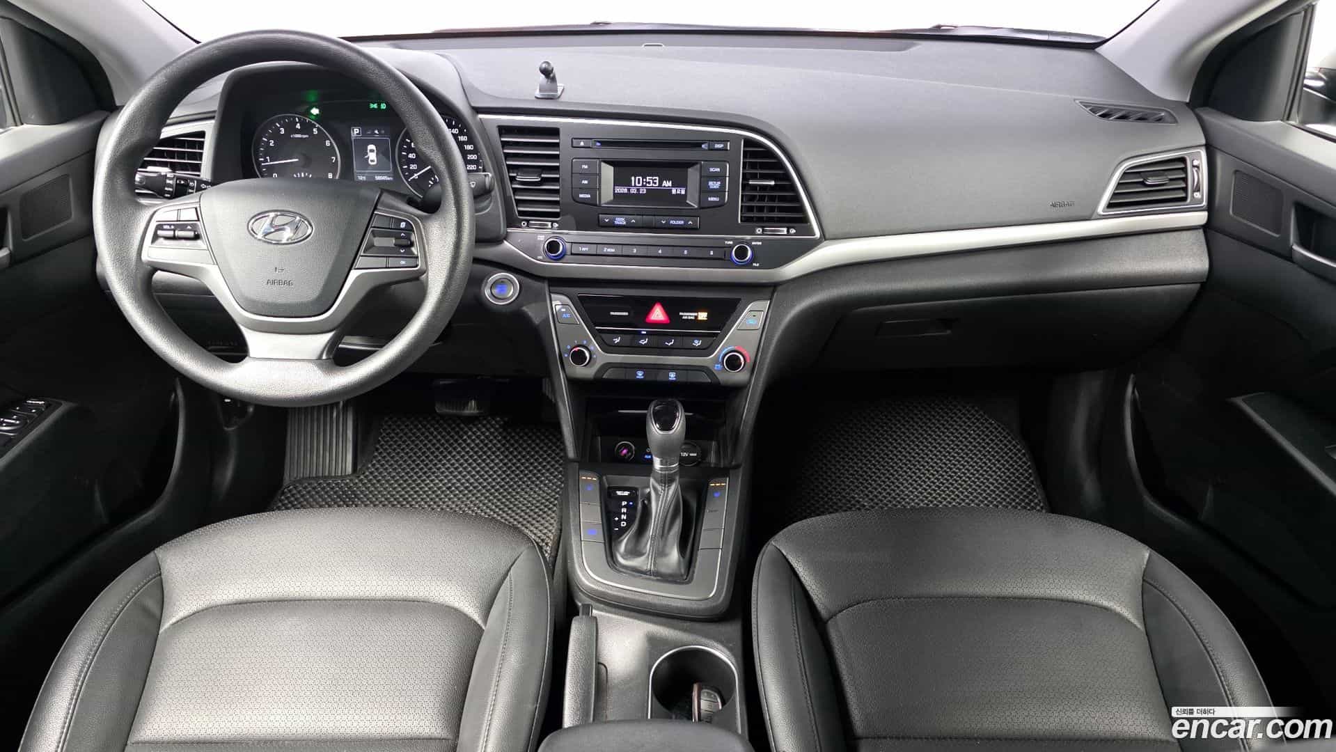 AVANTE Hyundai 2016.11-INNER-007