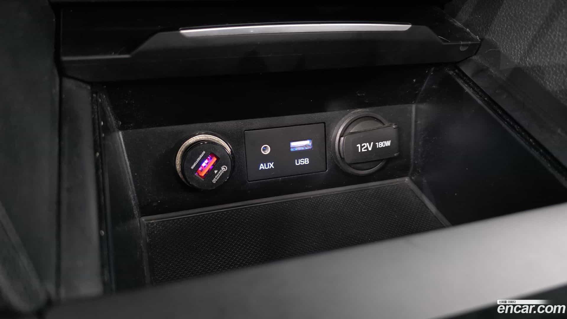 AVANTE Hyundai 2016.11-OPTION-019
