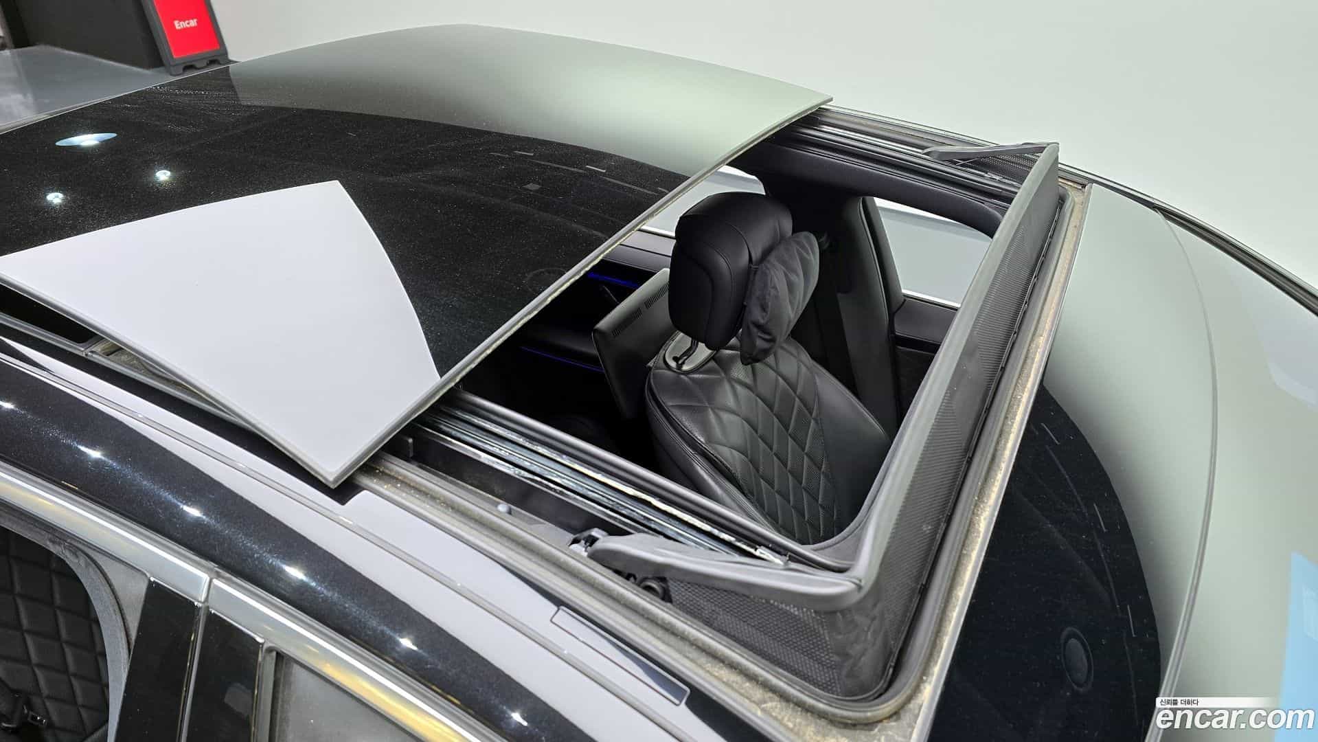 S-Class Mercedes-Benz 2023.5-OPTION-021